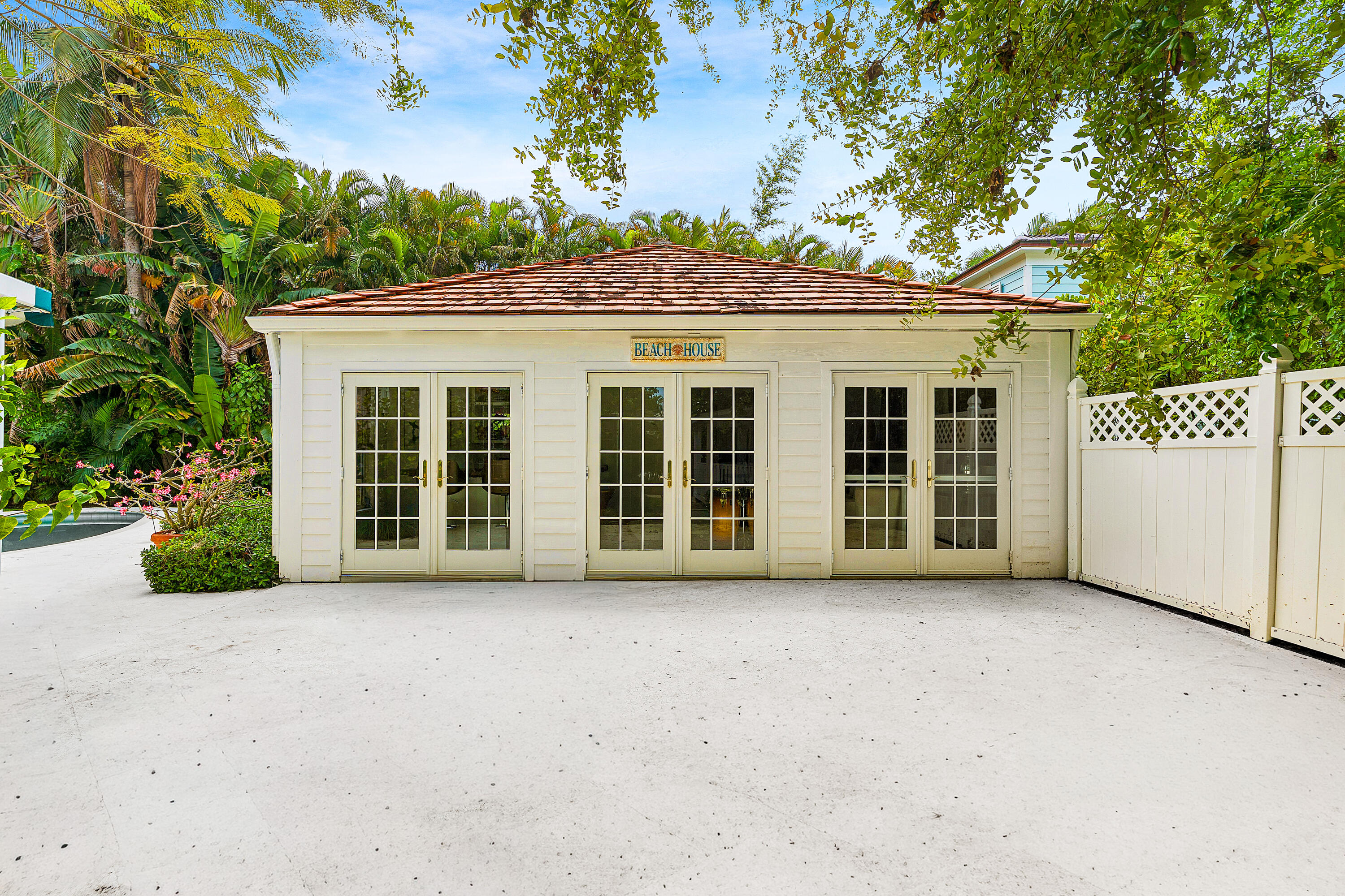 210 Merrain Palm Beach, FL 33480