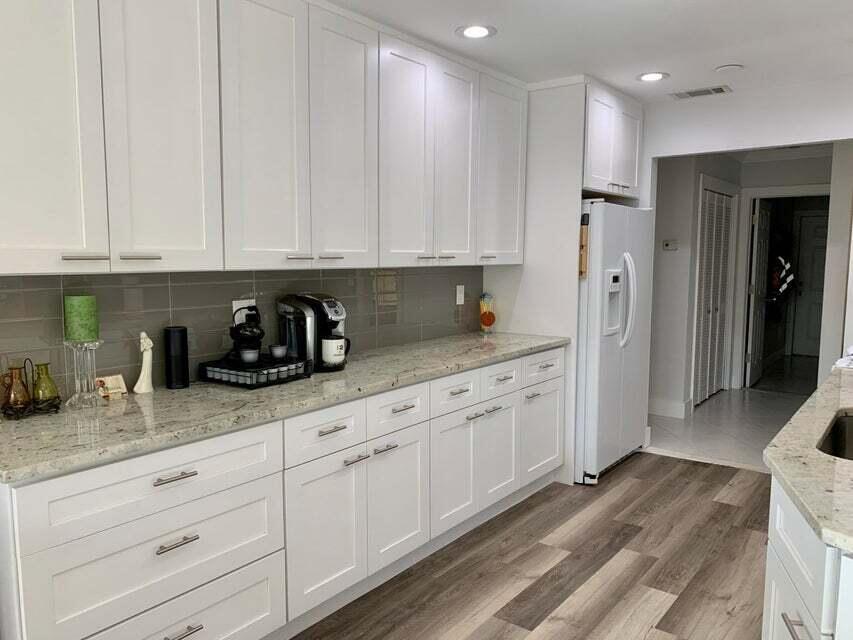 3230 Aqua Vis Pompano Beach, FL 33062