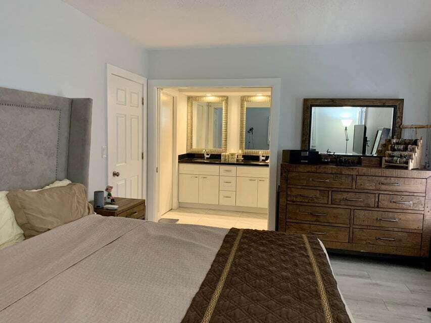 3230 Aqua Vis Pompano Beach, FL 33062