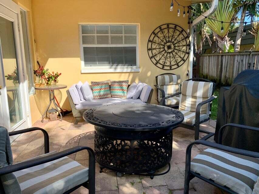 3230 Aqua Vis Pompano Beach, FL 33062