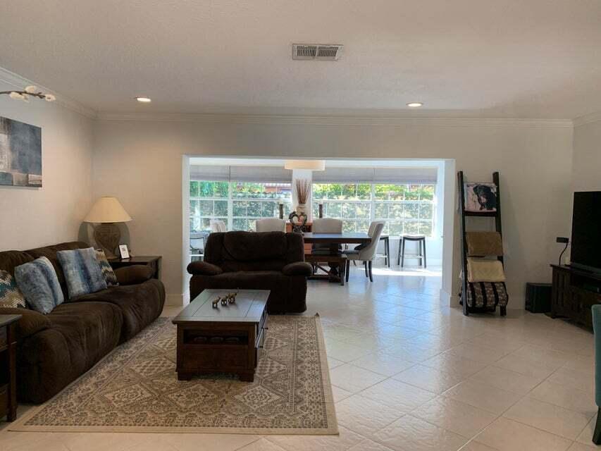 3230 Aqua Vis Pompano Beach, FL 33062
