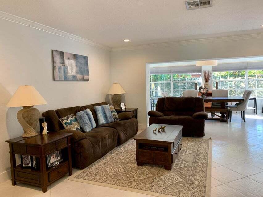 3230 Aqua Vis Pompano Beach, FL 33062