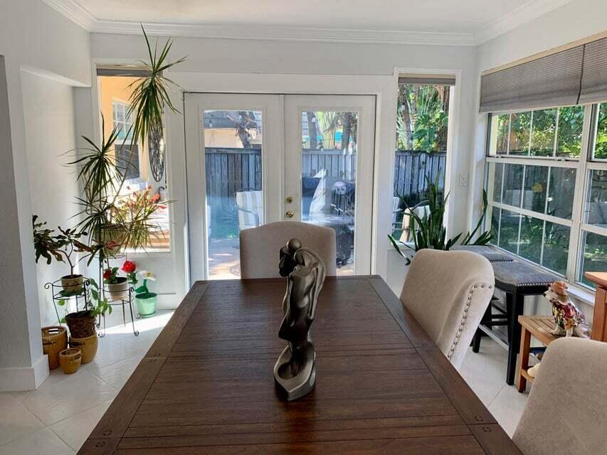 3230 Aqua Vis Pompano Beach, FL 33062