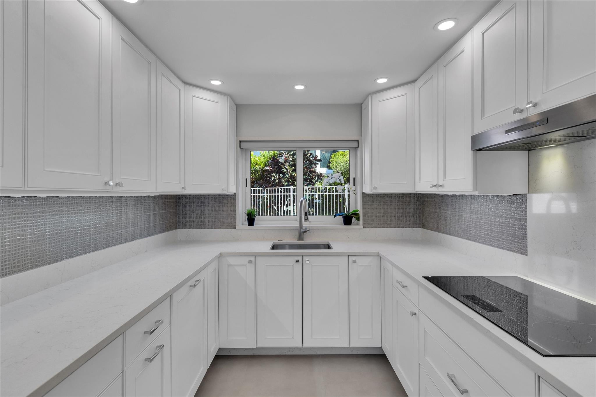 1922 S Ocean #10 Fort Lauderdale, FL 33316