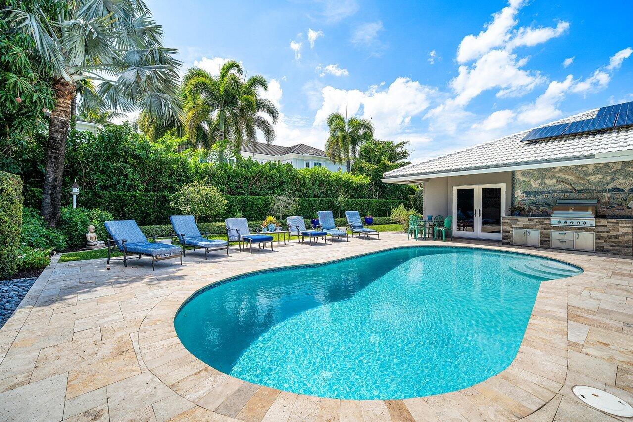 2177 Areca Palm Boca Raton, FL 33432