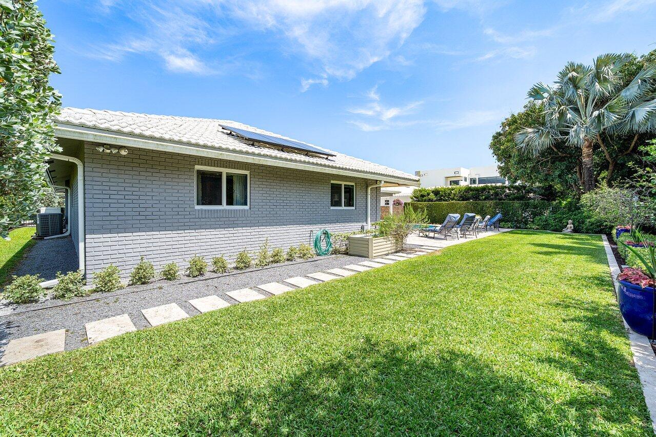 2177 Areca Palm Boca Raton, FL 33432