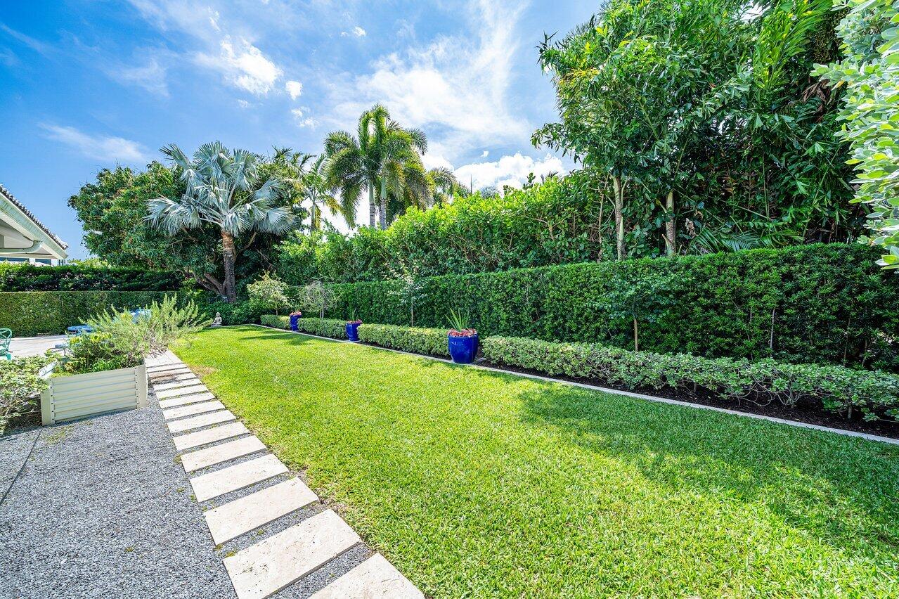 2177 Areca Palm Boca Raton, FL 33432