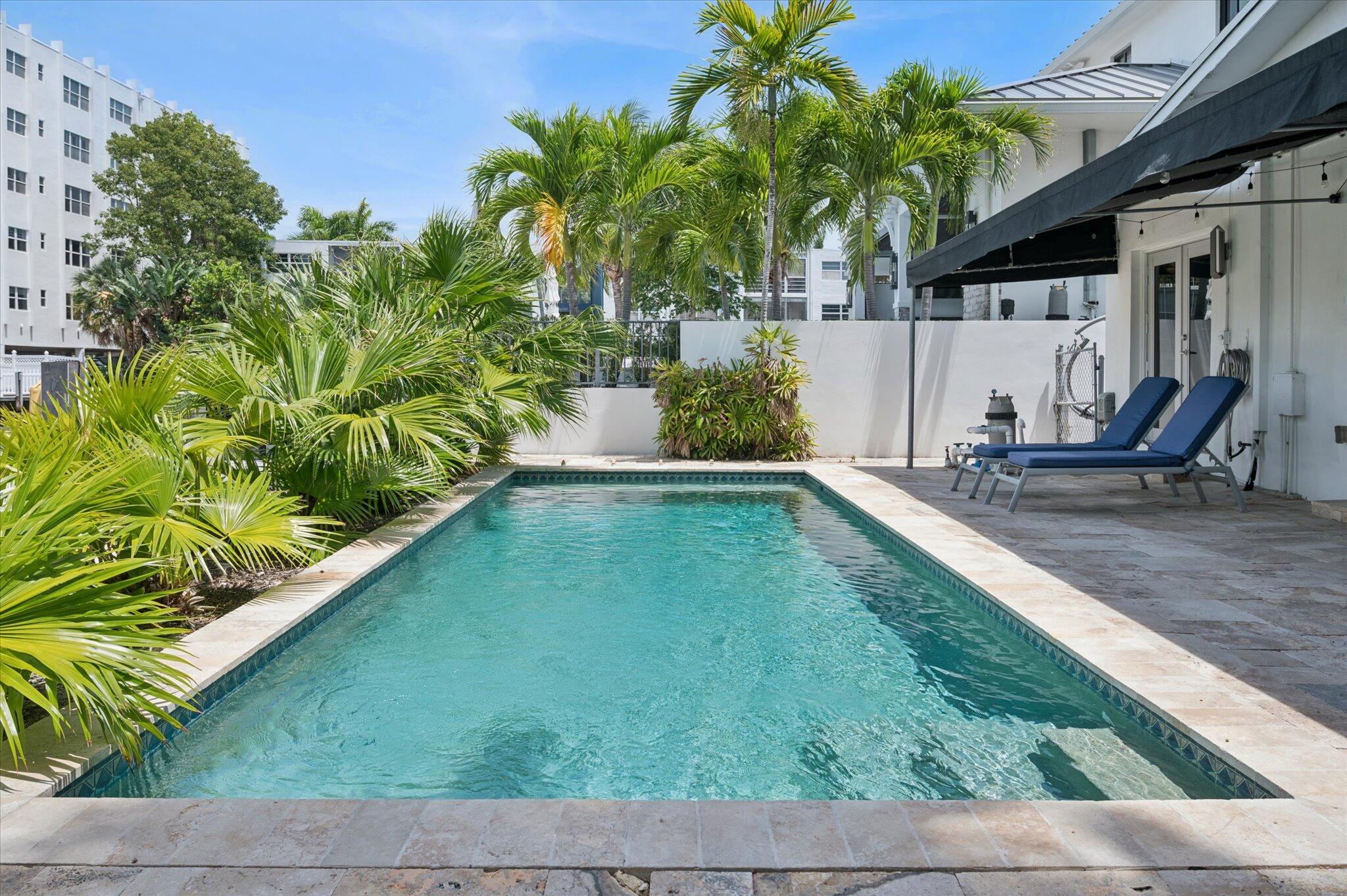 325 Coconut Isle Fort Lauderdale, FL 33301