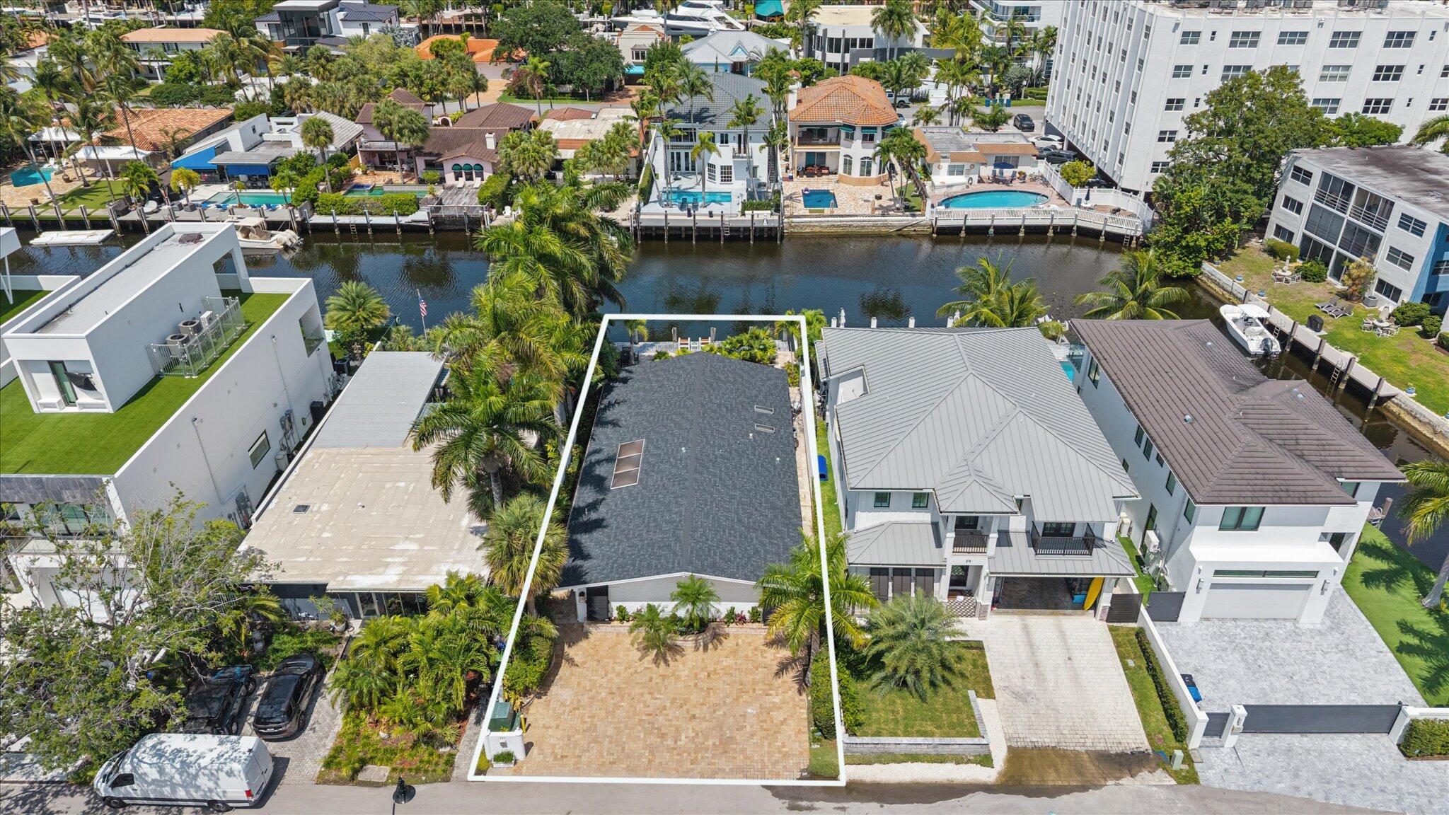 325 Coconut Isle Fort Lauderdale, FL 33301
