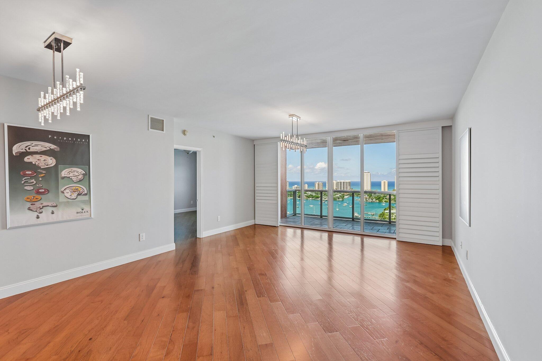 2640 Lake Shr #2508 Riviera Beach, FL 33404