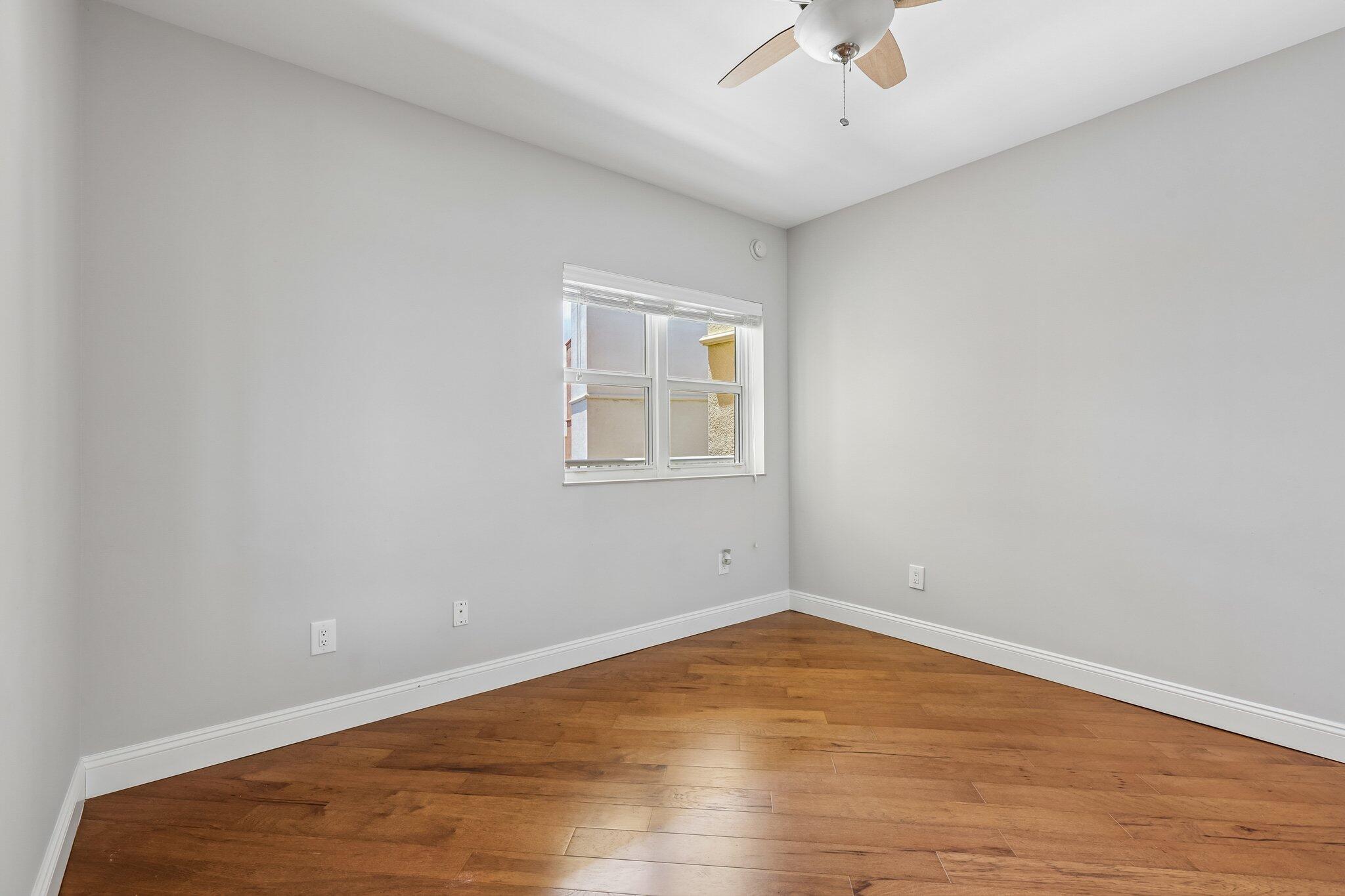 2640 Lake Shr #2508 Riviera Beach, FL 33404