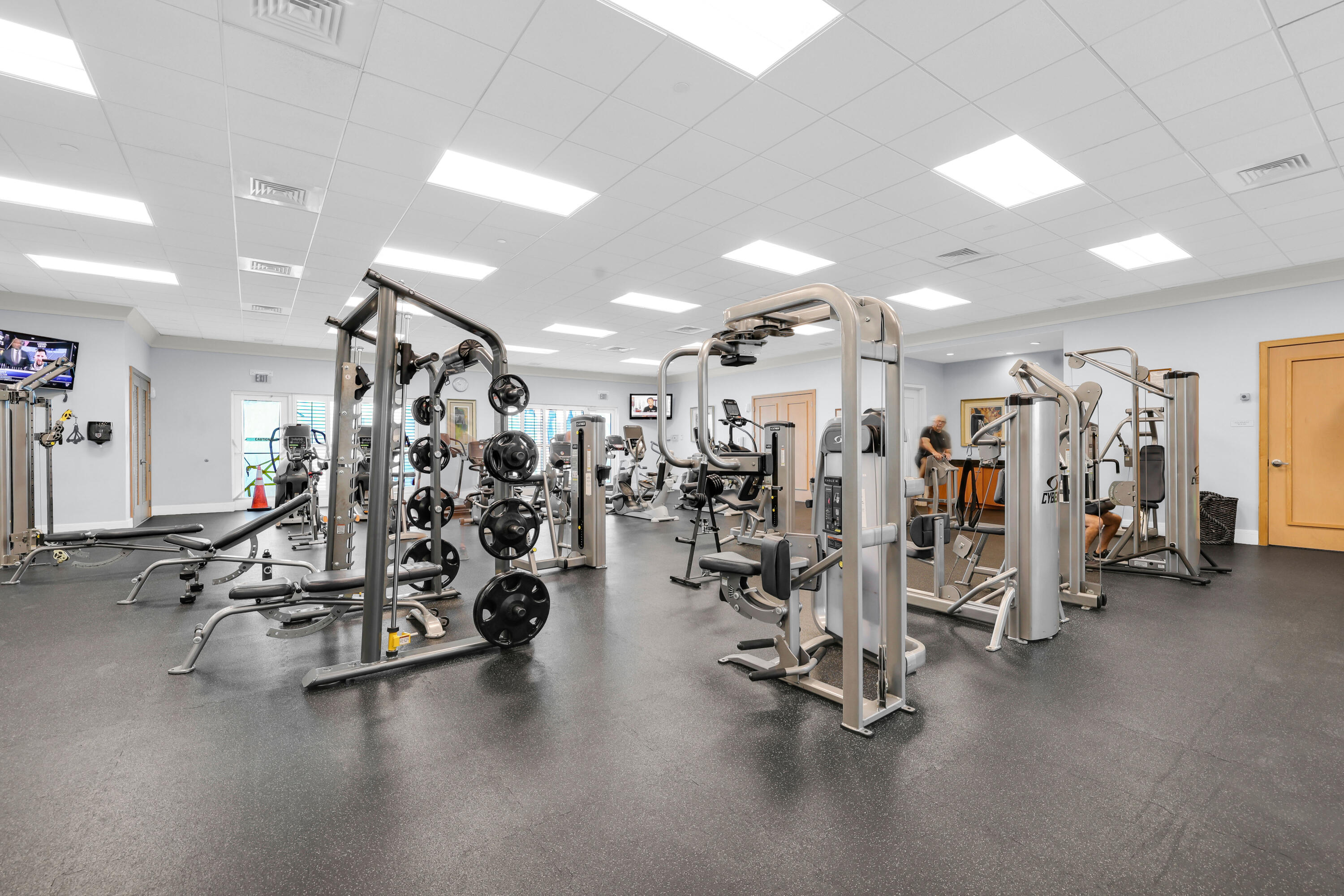 2640 Lake Shr #2508 Riviera Beach, FL 33404