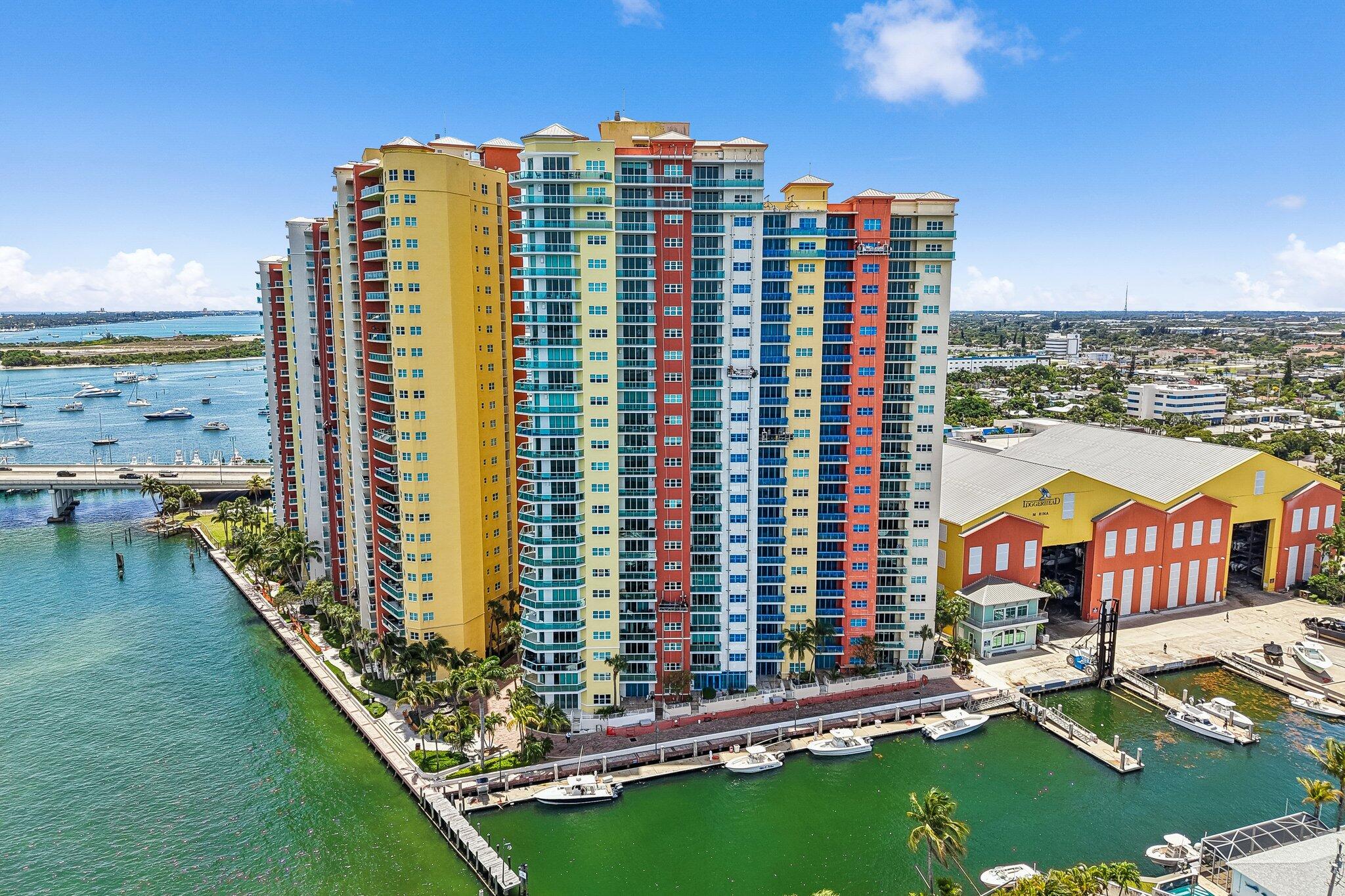 2640 Lake Shr #2508 Riviera Beach, FL 33404