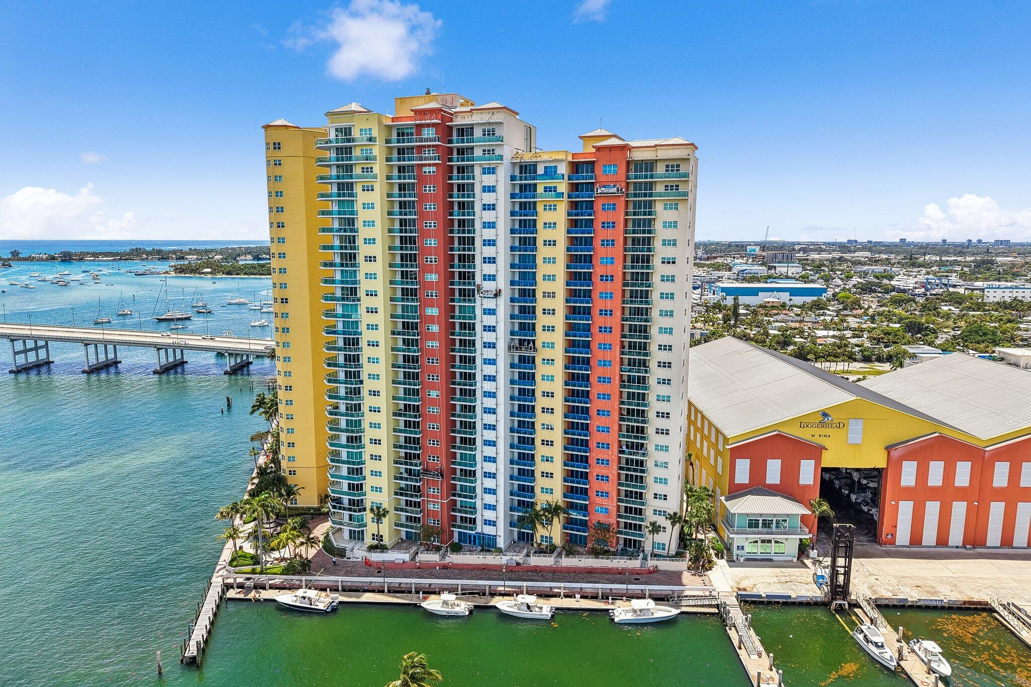 2640 Lake Shr #2508 Riviera Beach, FL 33404