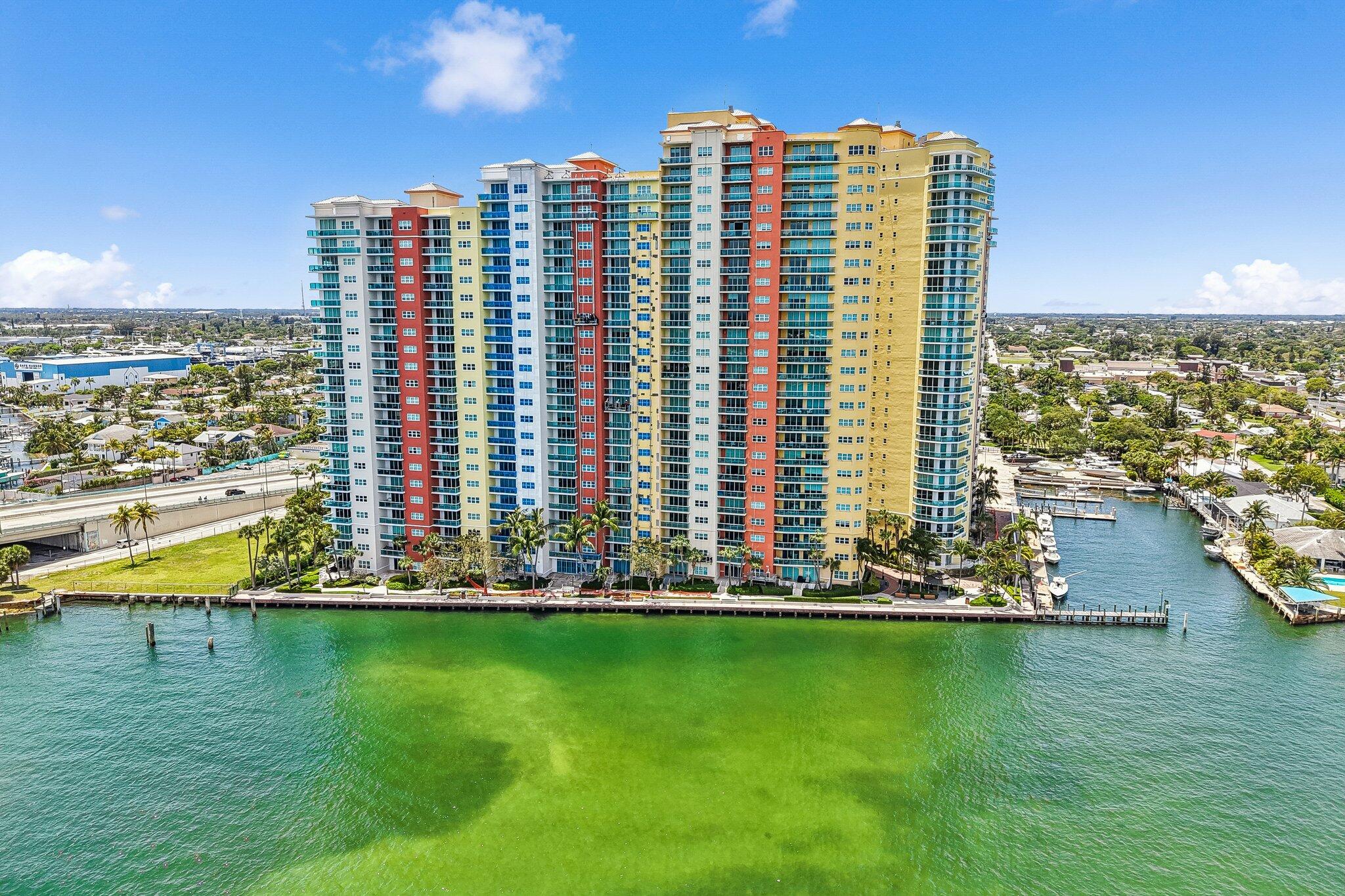 2640 Lake Shr #2508 Riviera Beach, FL 33404