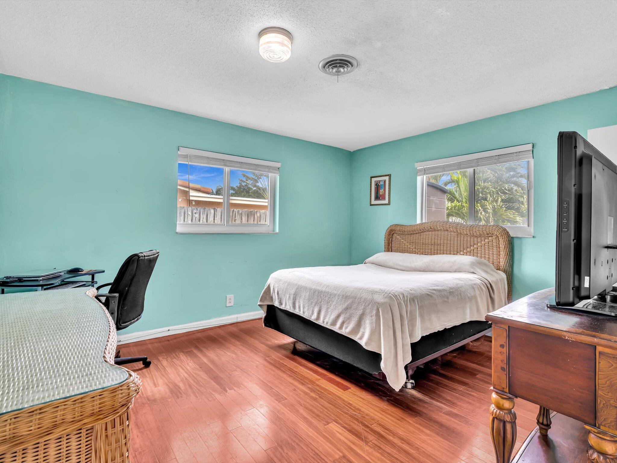 641 SE 11th Pompano Beach, FL 33060