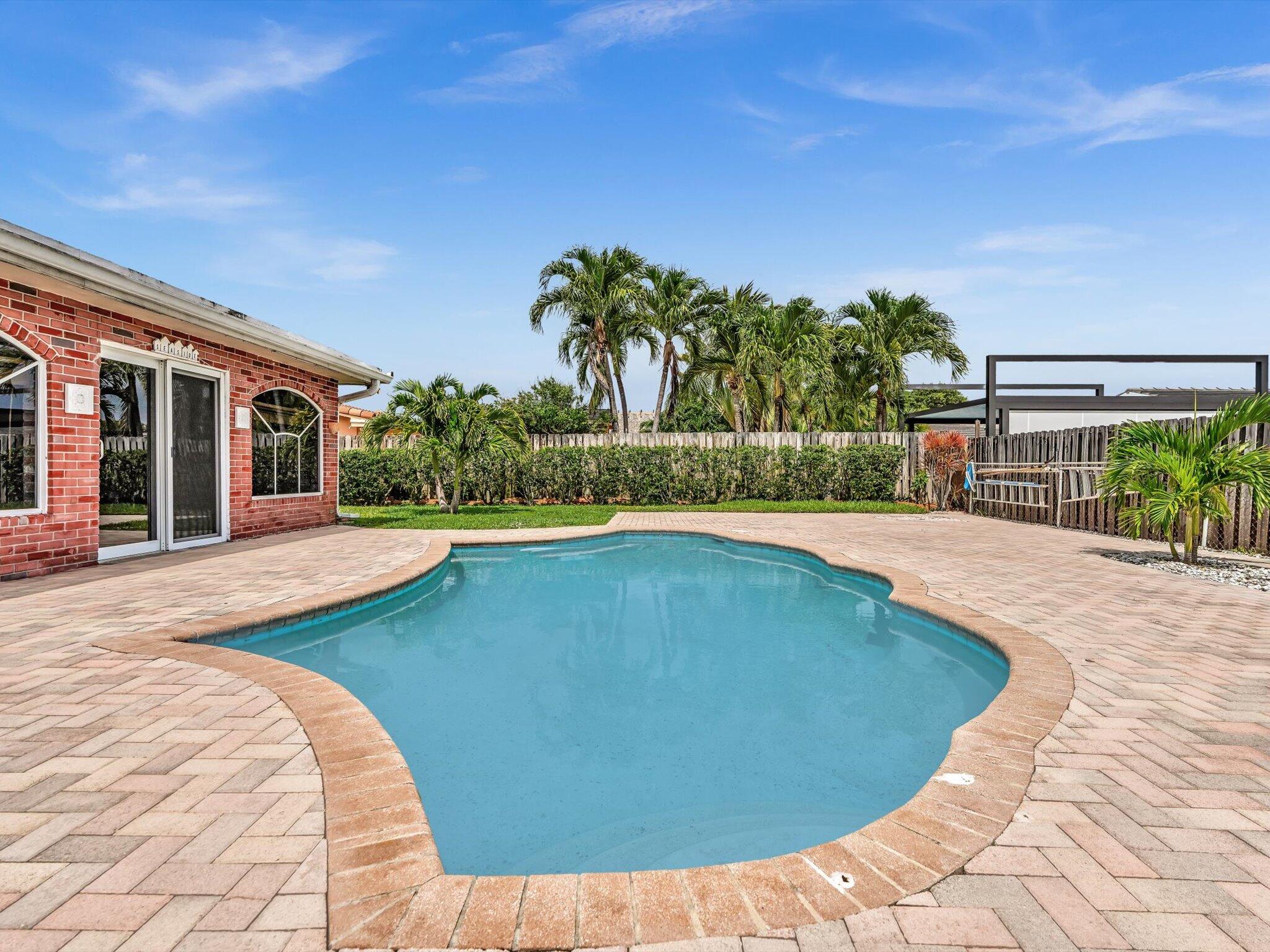 641 SE 11th Pompano Beach, FL 33060