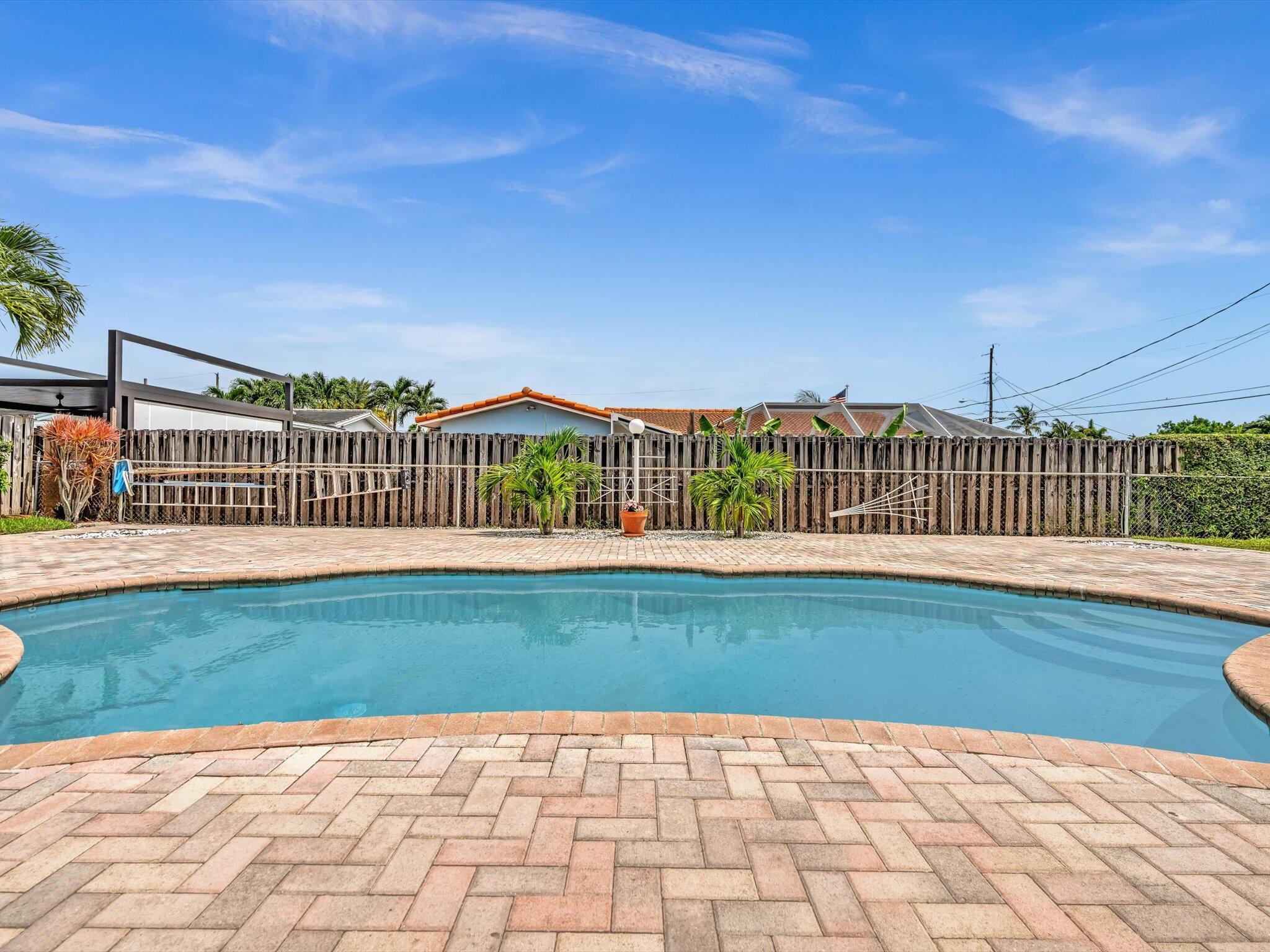 641 SE 11th Pompano Beach, FL 33060