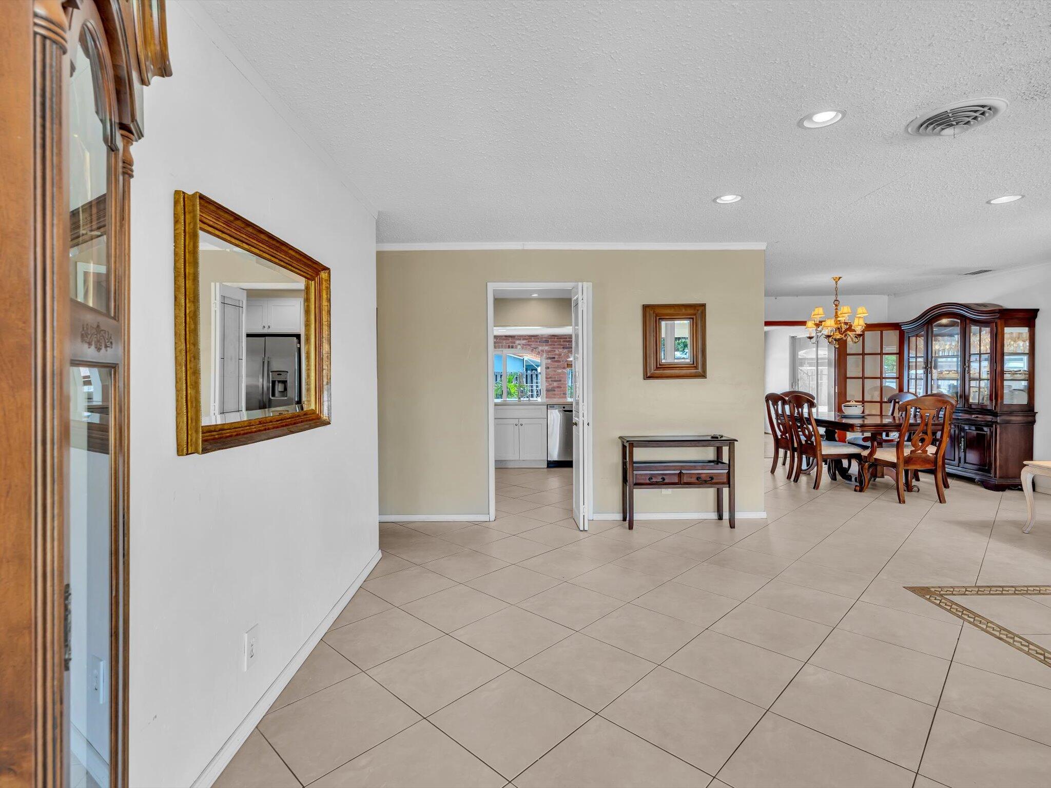 641 SE 11th Pompano Beach, FL 33060
