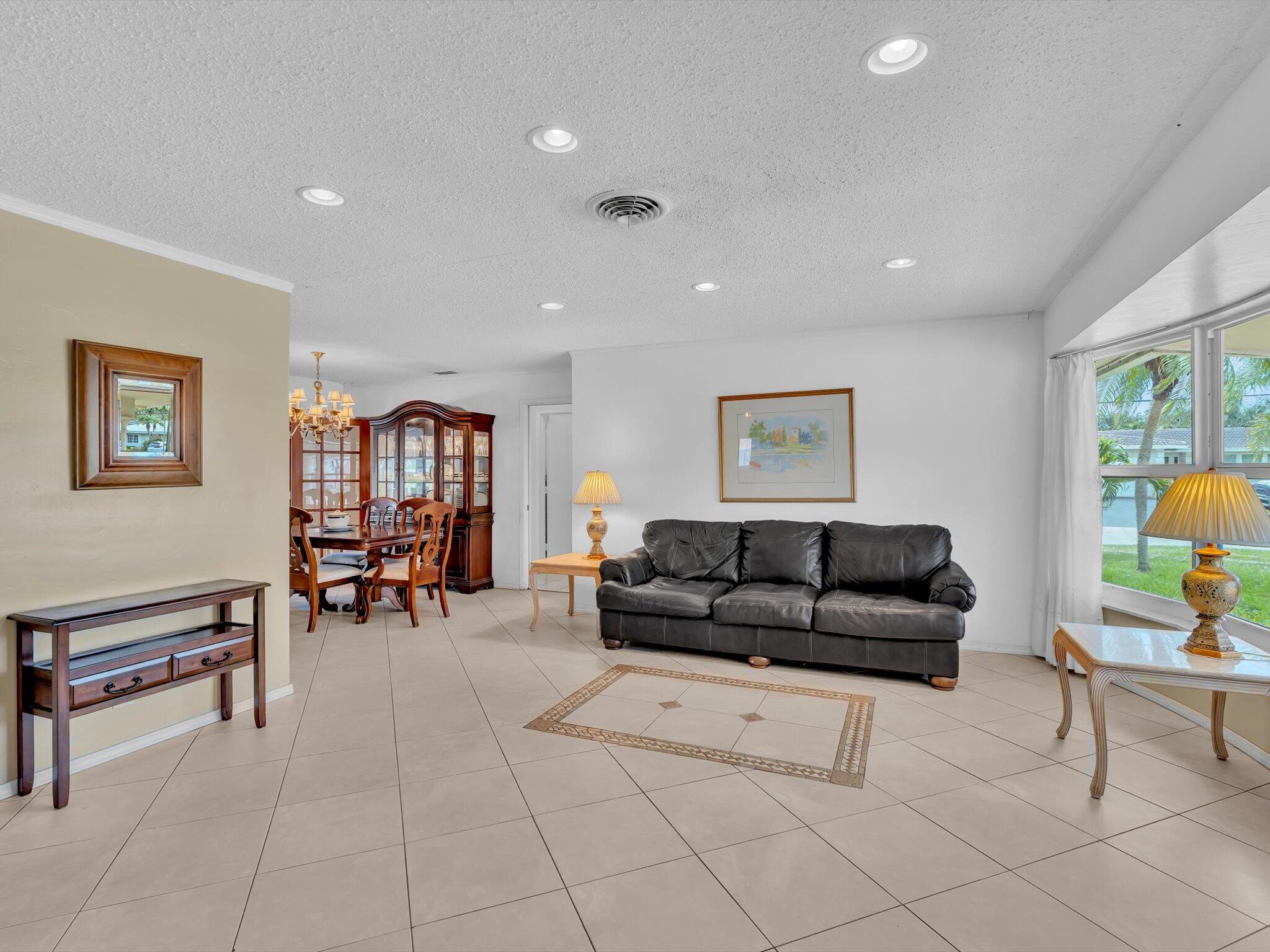 641 SE 11th Pompano Beach, FL 33060