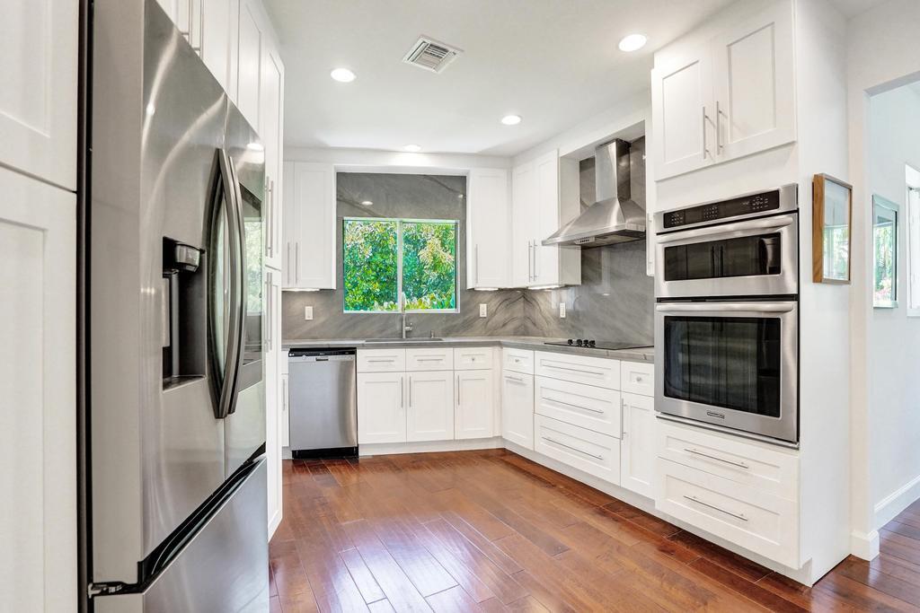 5 Gatehouse Sea Ranch Lakes, FL 33308