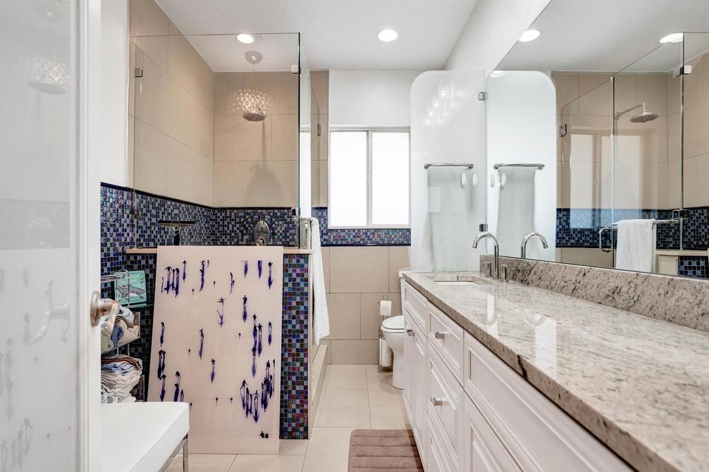 5 Gatehouse Sea Ranch Lakes, FL 33308