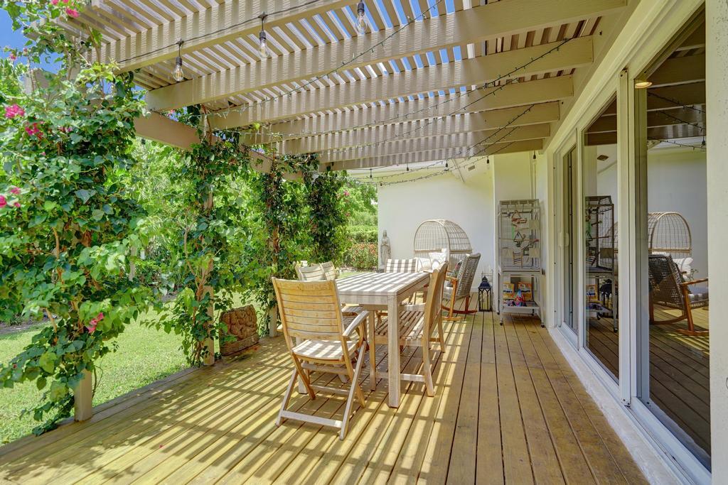 5 Gatehouse Sea Ranch Lakes, FL 33308