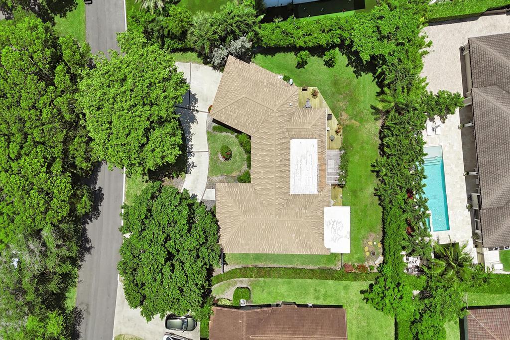 5 Gatehouse Sea Ranch Lakes, FL 33308