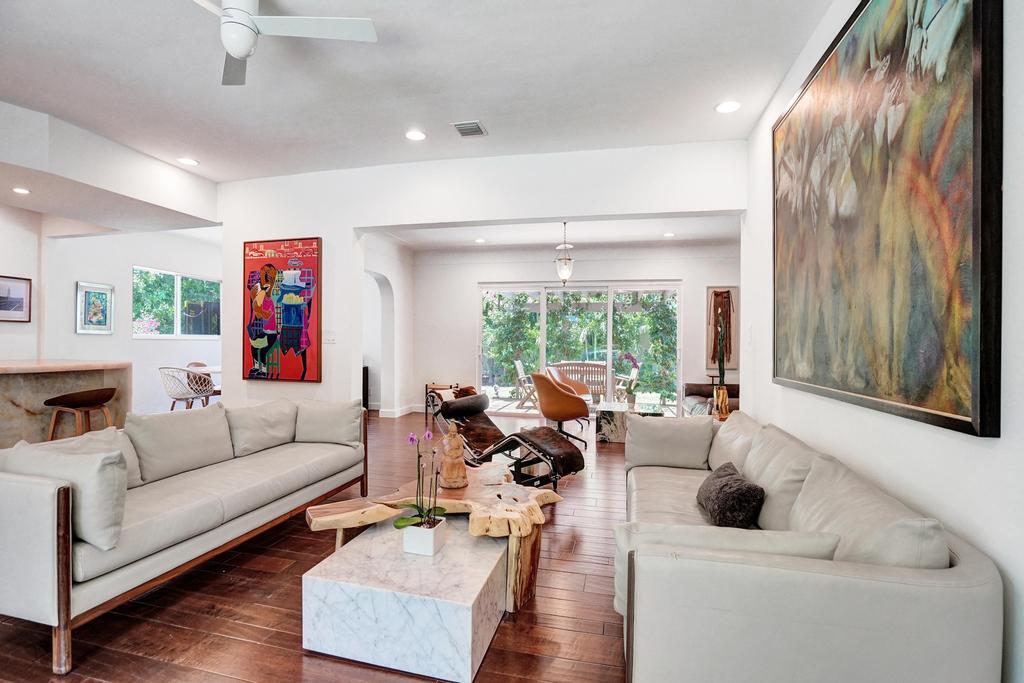 5 Gatehouse Sea Ranch Lakes, FL 33308