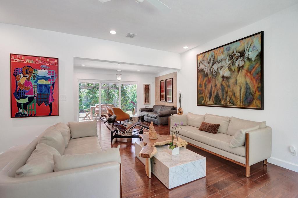 5 Gatehouse Sea Ranch Lakes, FL 33308