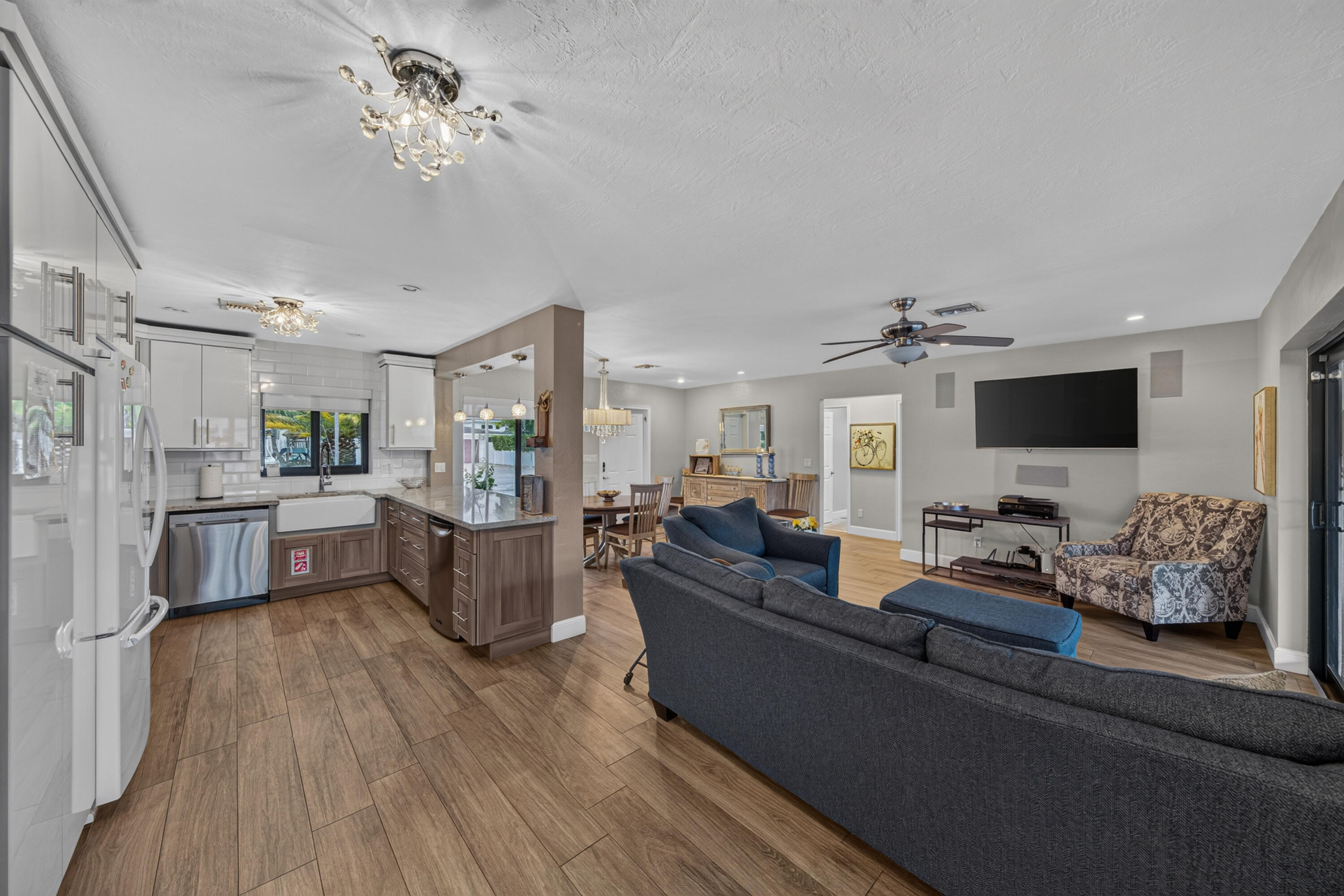 2542 SE 10th Pompano Beach, FL 33062