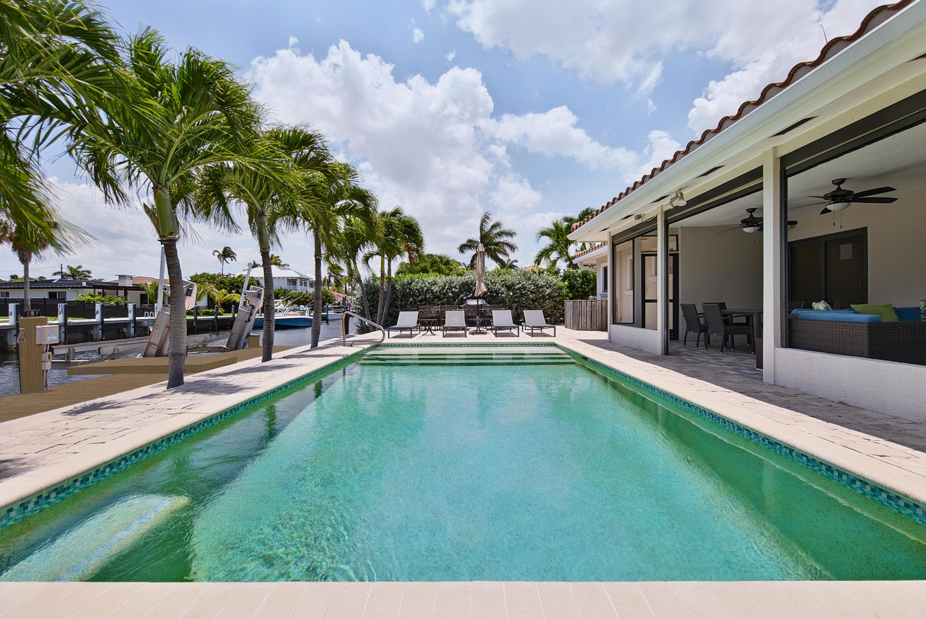 2542 SE 10th Pompano Beach, FL 33062