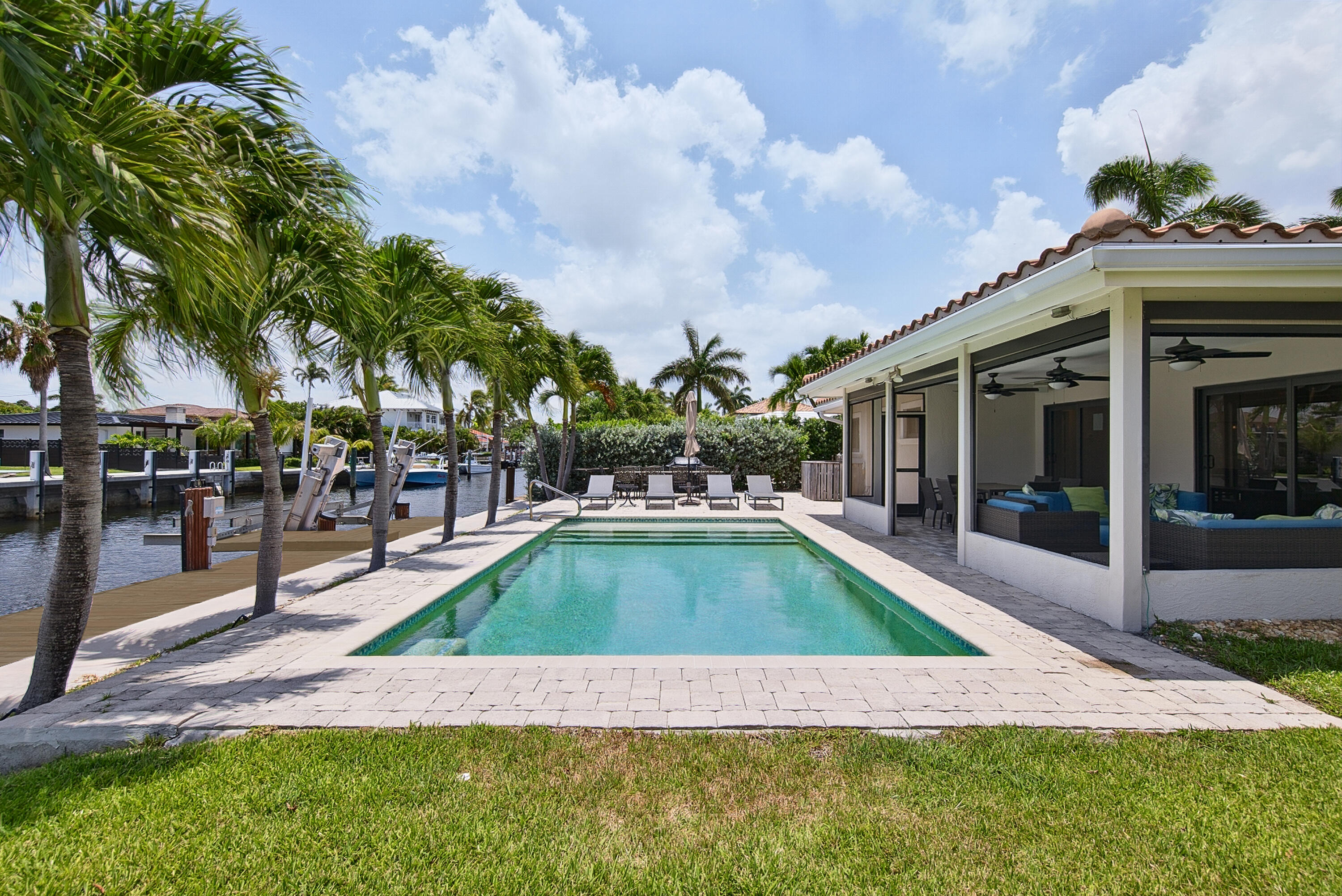 2542 SE 10th Pompano Beach, FL 33062