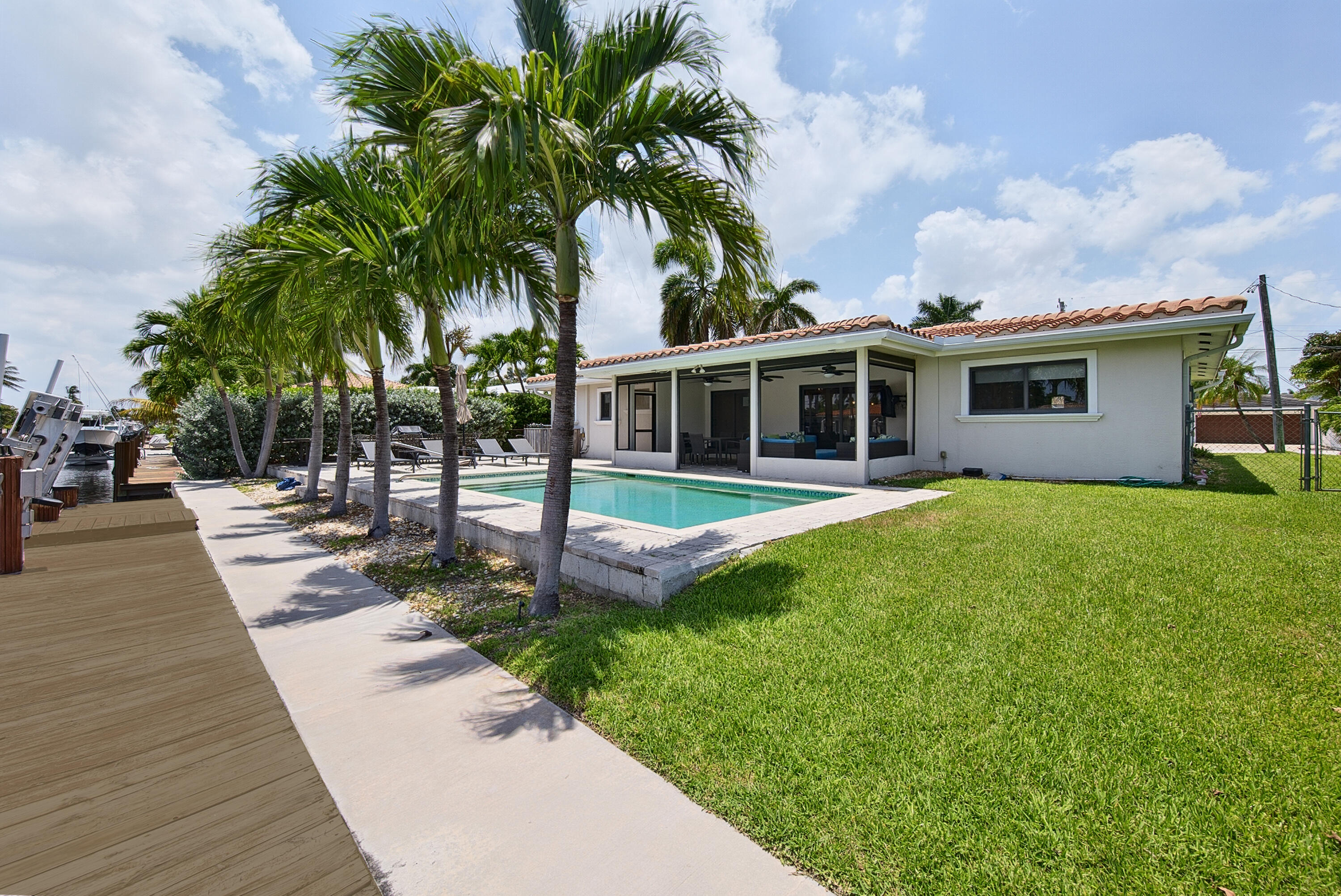 2542 SE 10th Pompano Beach, FL 33062