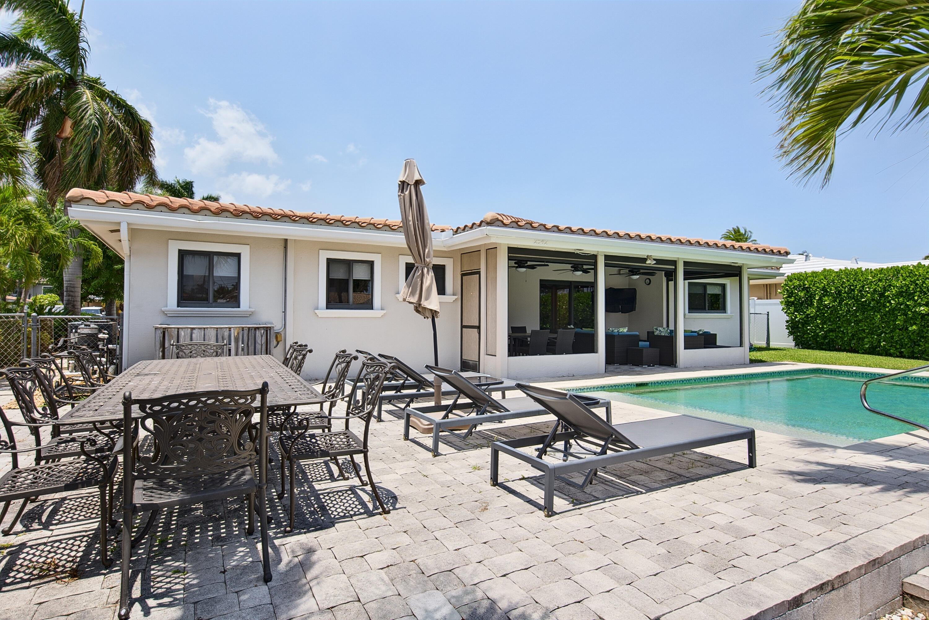 2542 SE 10th Pompano Beach, FL 33062
