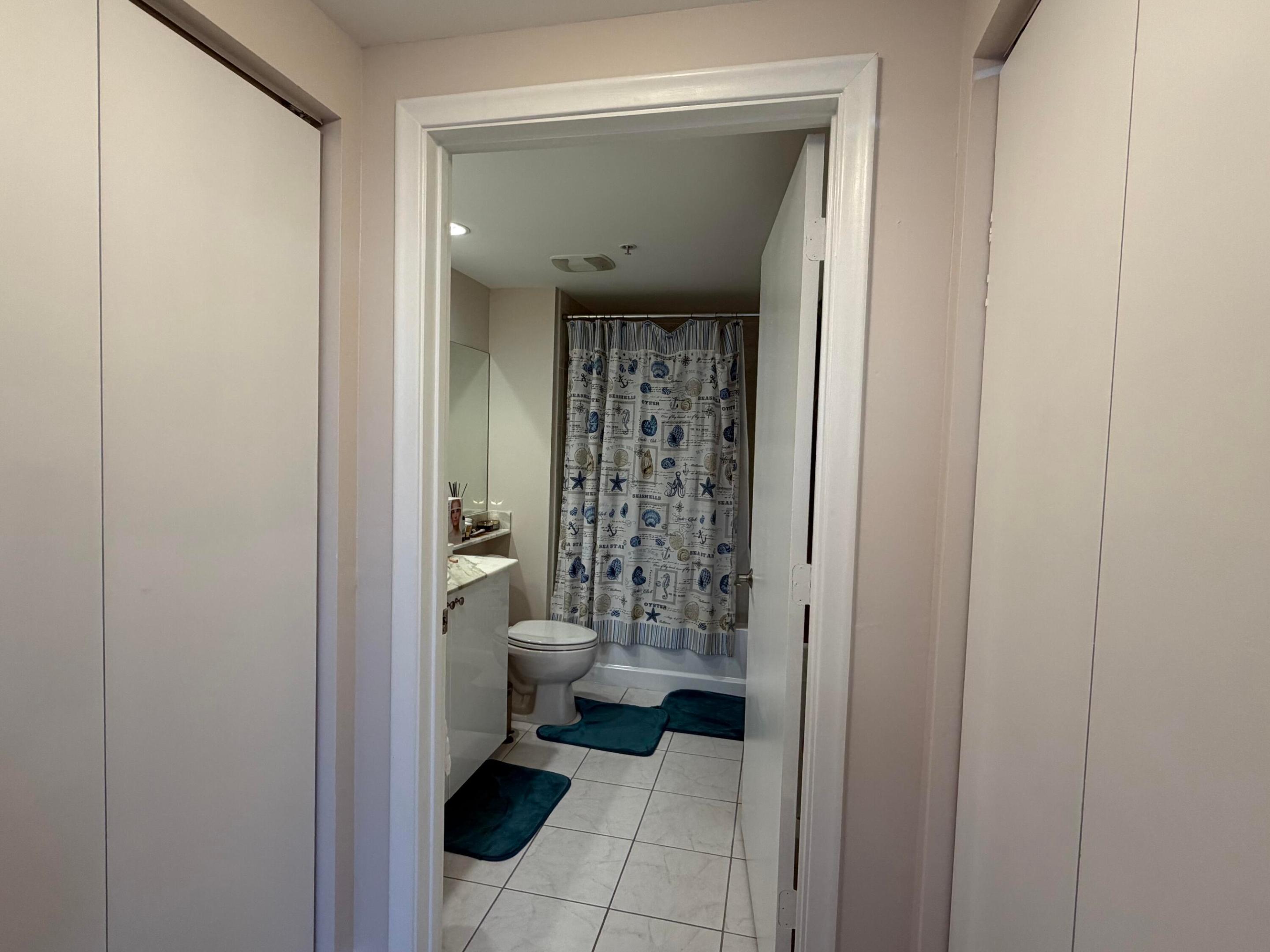 image The Venture at Aventura8