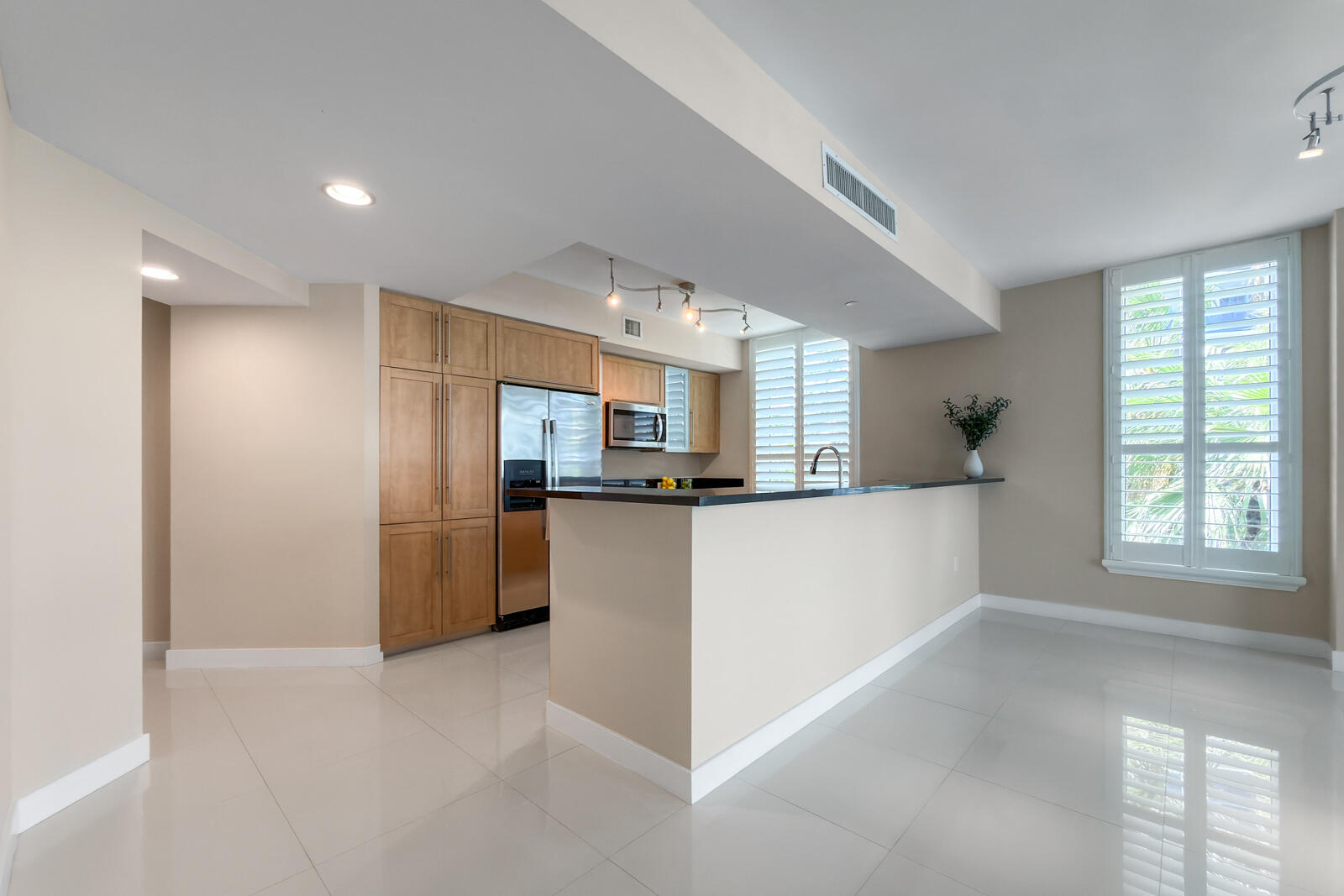 2831 N Ocean #303n Fort Lauderdale, FL 33308
