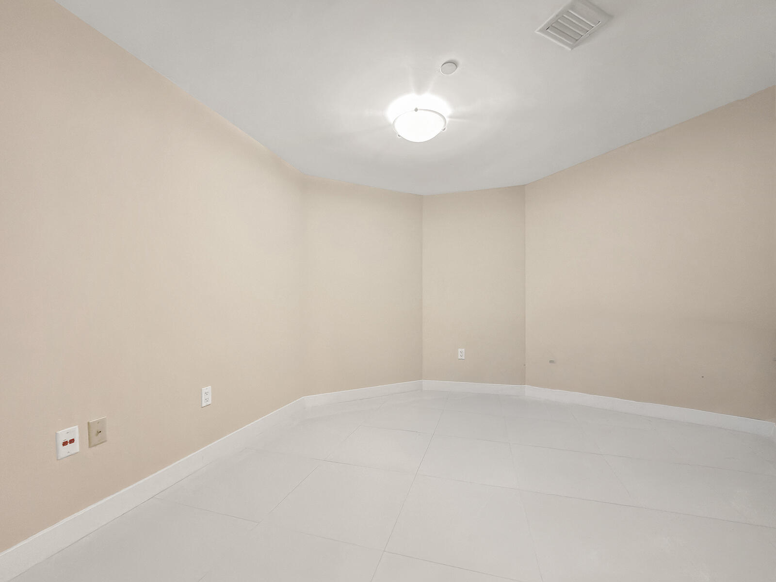 2831 N Ocean #303n Fort Lauderdale, FL 33308
