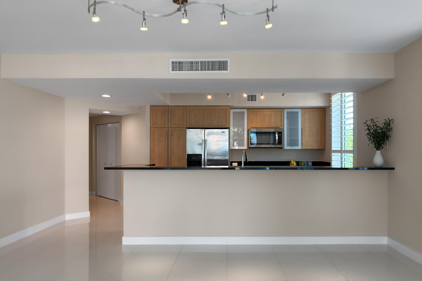 2831 N Ocean #303n Fort Lauderdale, FL 33308