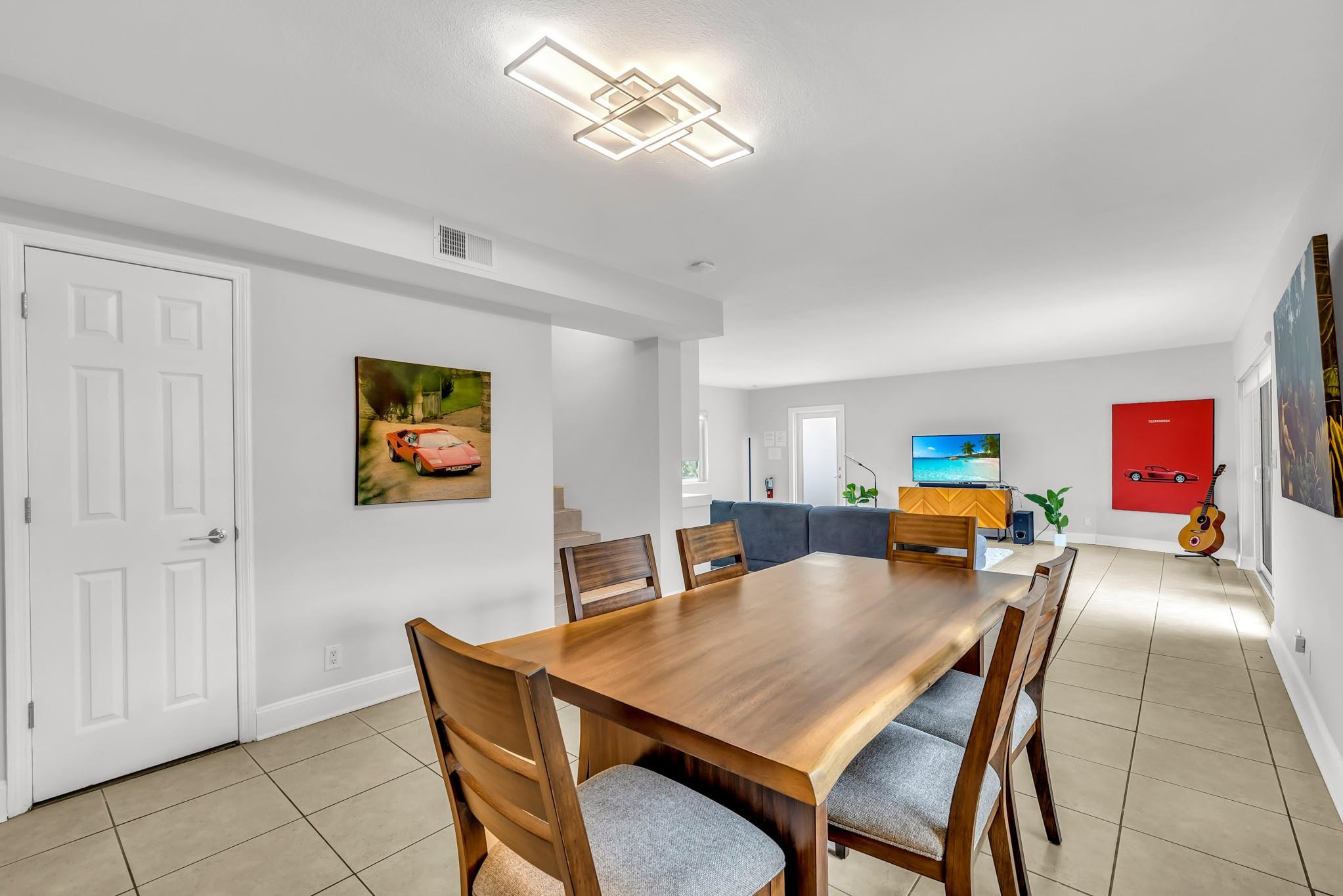 2812 NE 27th Lighthouse Point, FL 33064