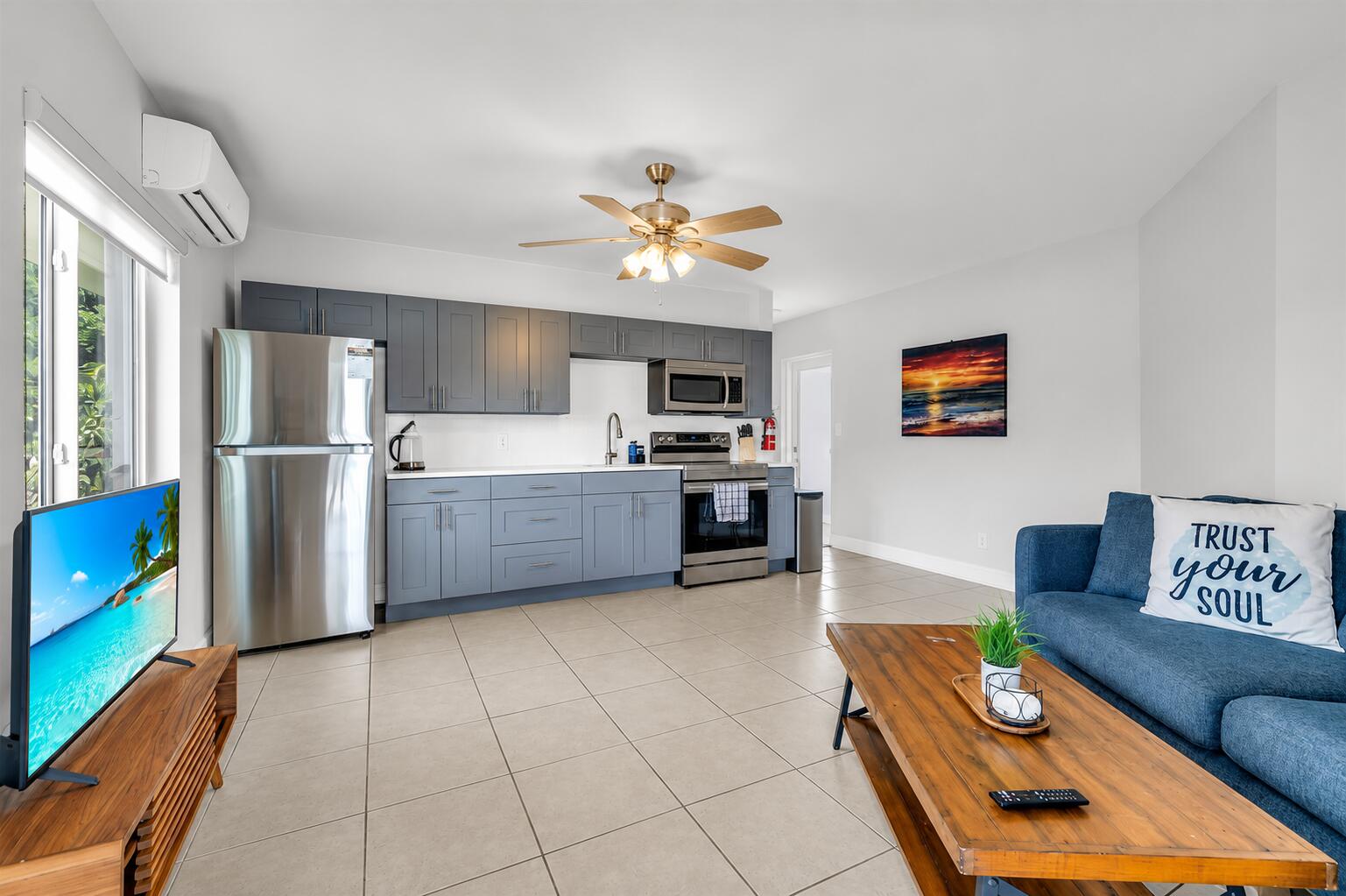 2812 NE 27th Lighthouse Point, FL 33064