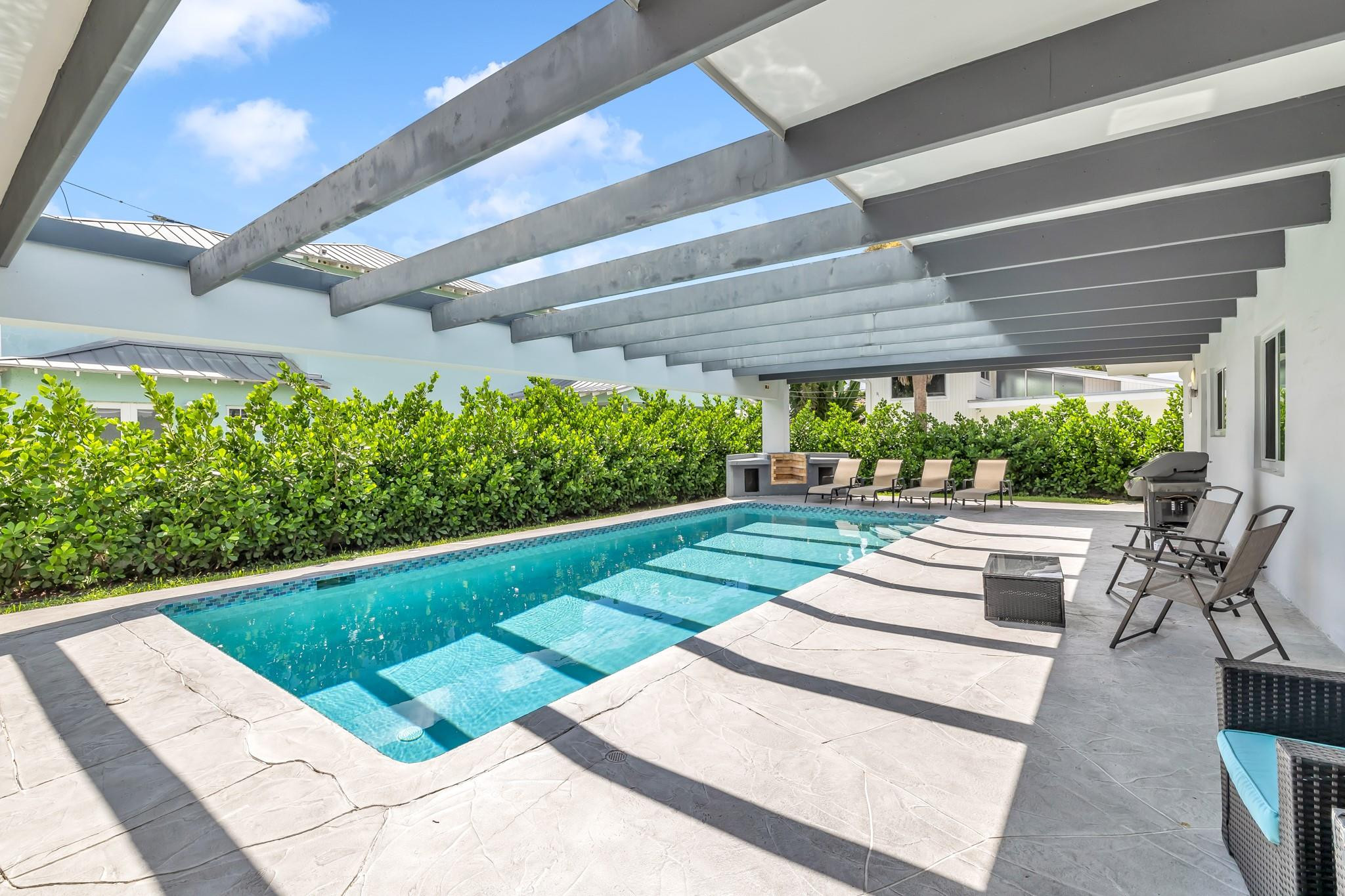 2812 NE 27th Lighthouse Point, FL 33064