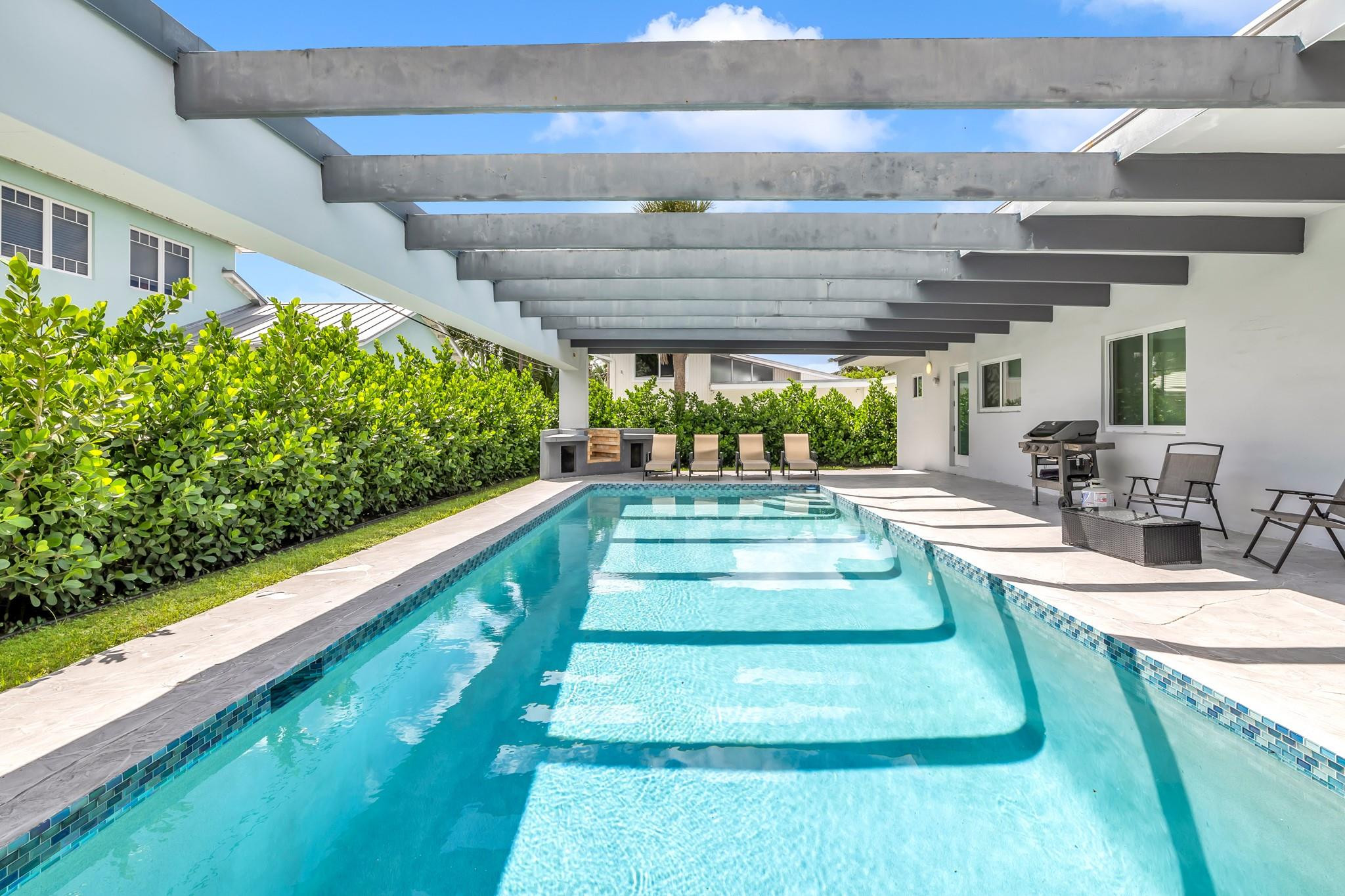 2812 NE 27th Lighthouse Point, FL 33064