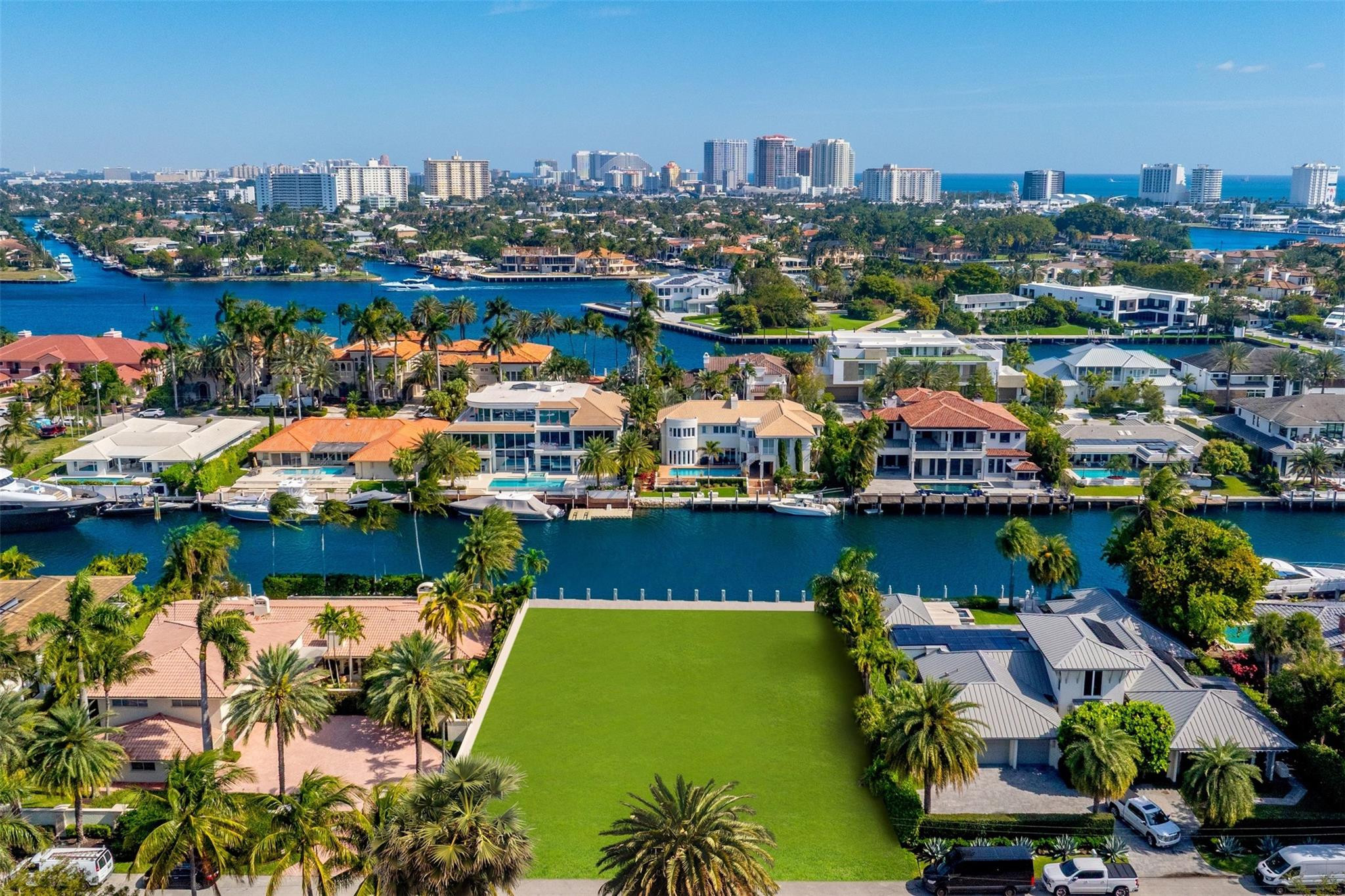 2455 Del Lago Fort Lauderdale, FL 33316