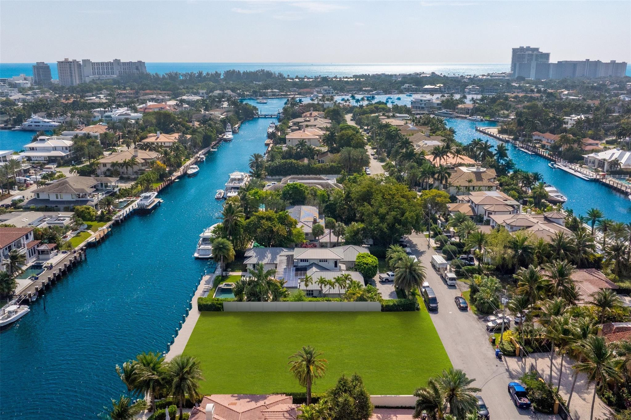 2455 Del Lago Fort Lauderdale, FL 33316
