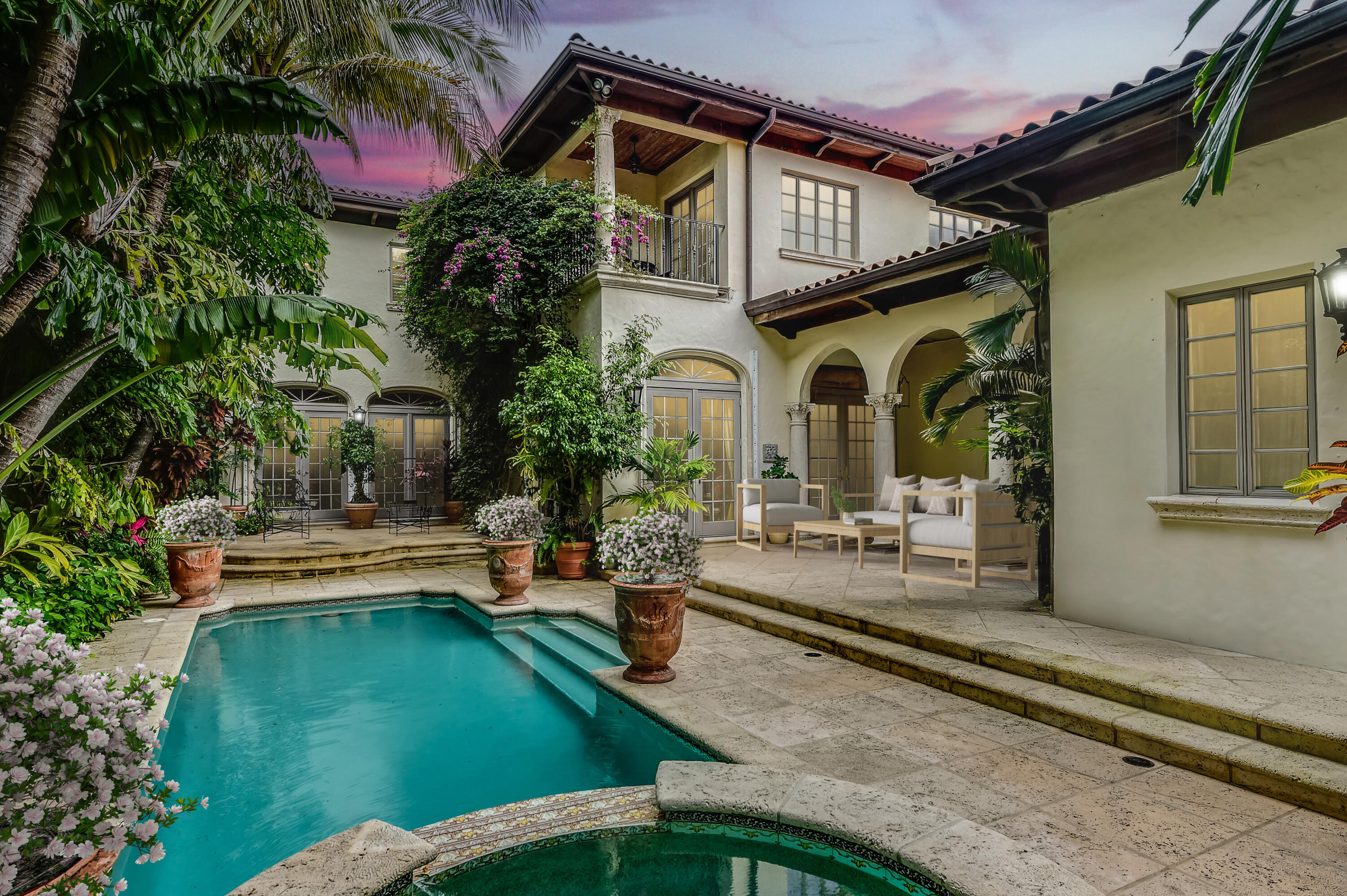 446 Brazilian Ave