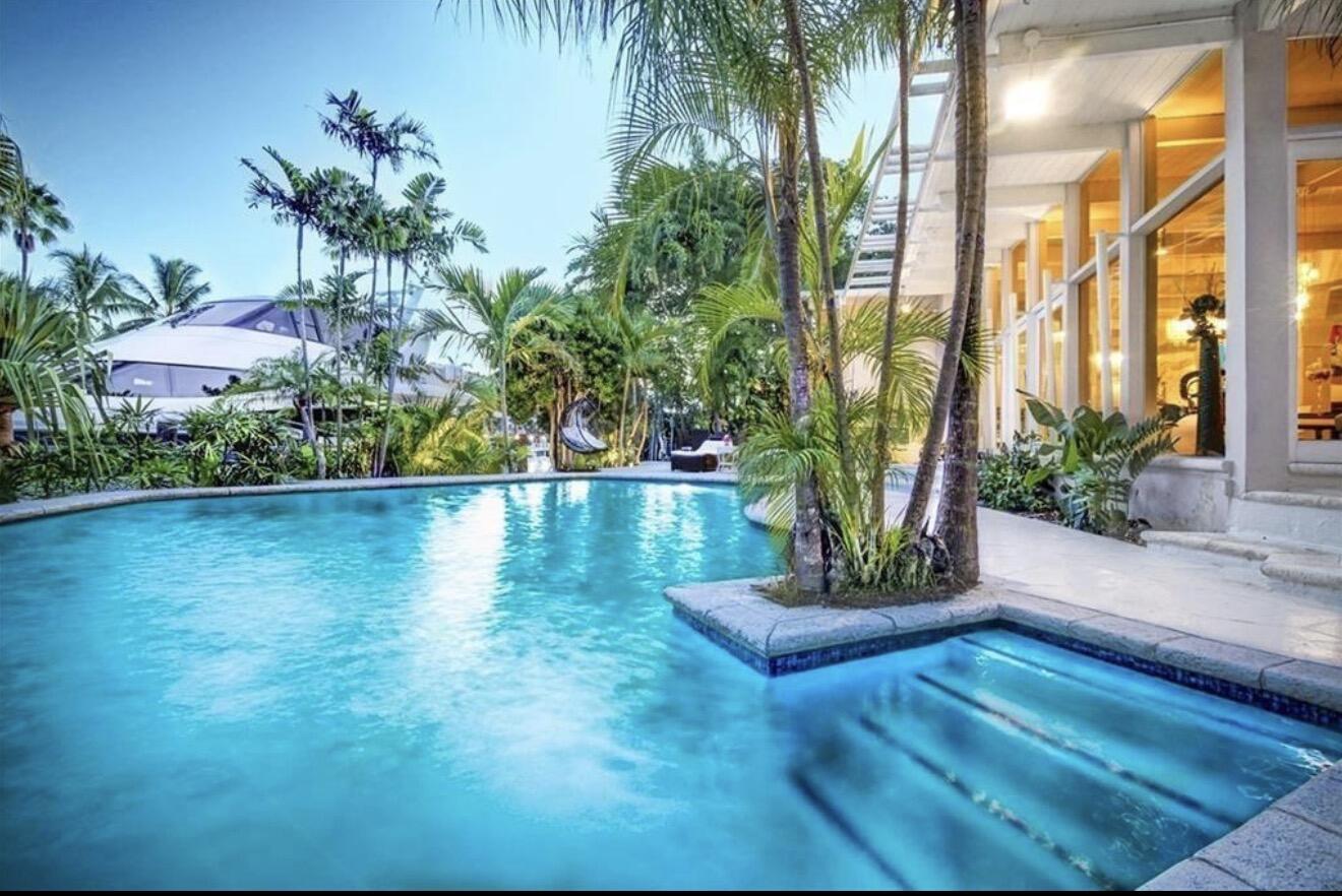 28 Pelican Dr