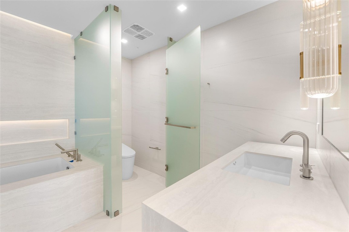 900 N Ocean #504 Pompano Beach, FL 33062