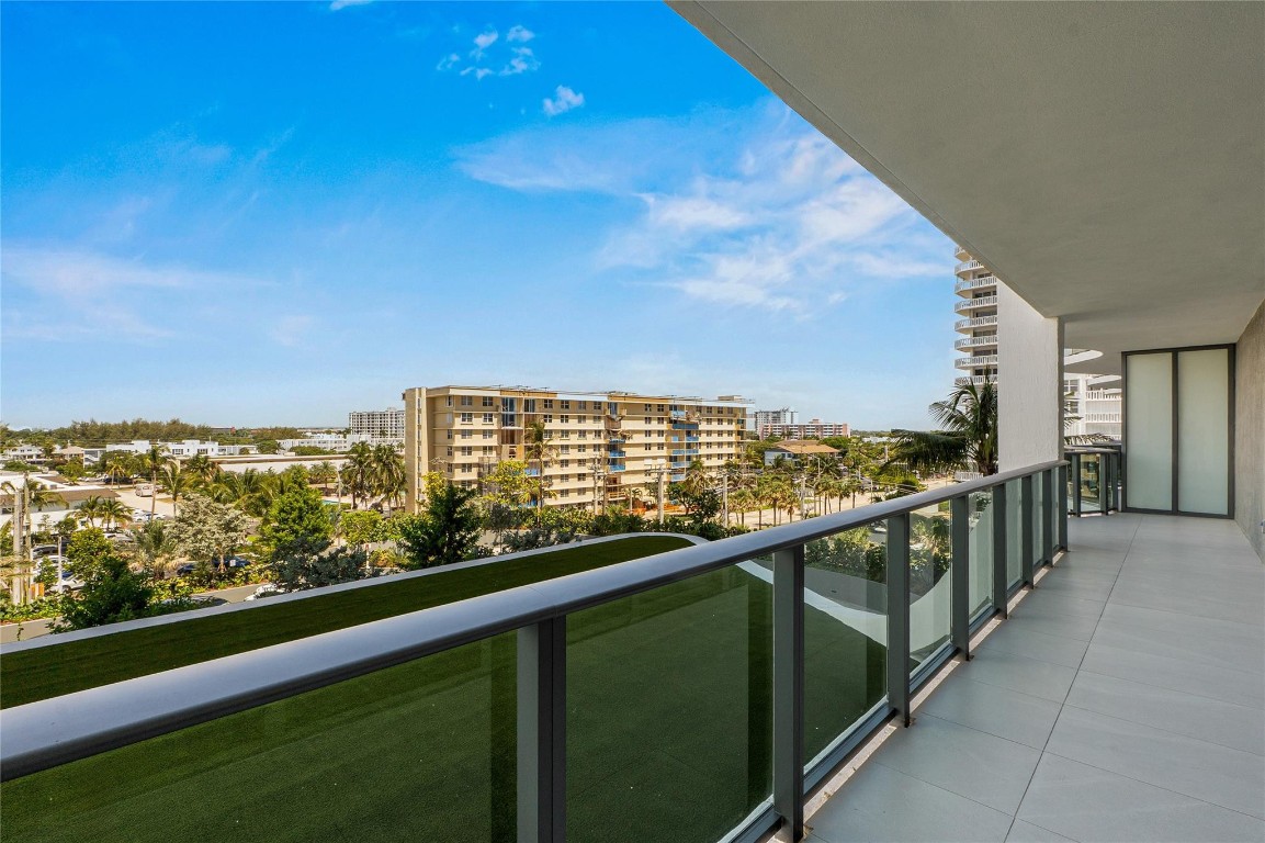 900 N Ocean #504 Pompano Beach, FL 33062