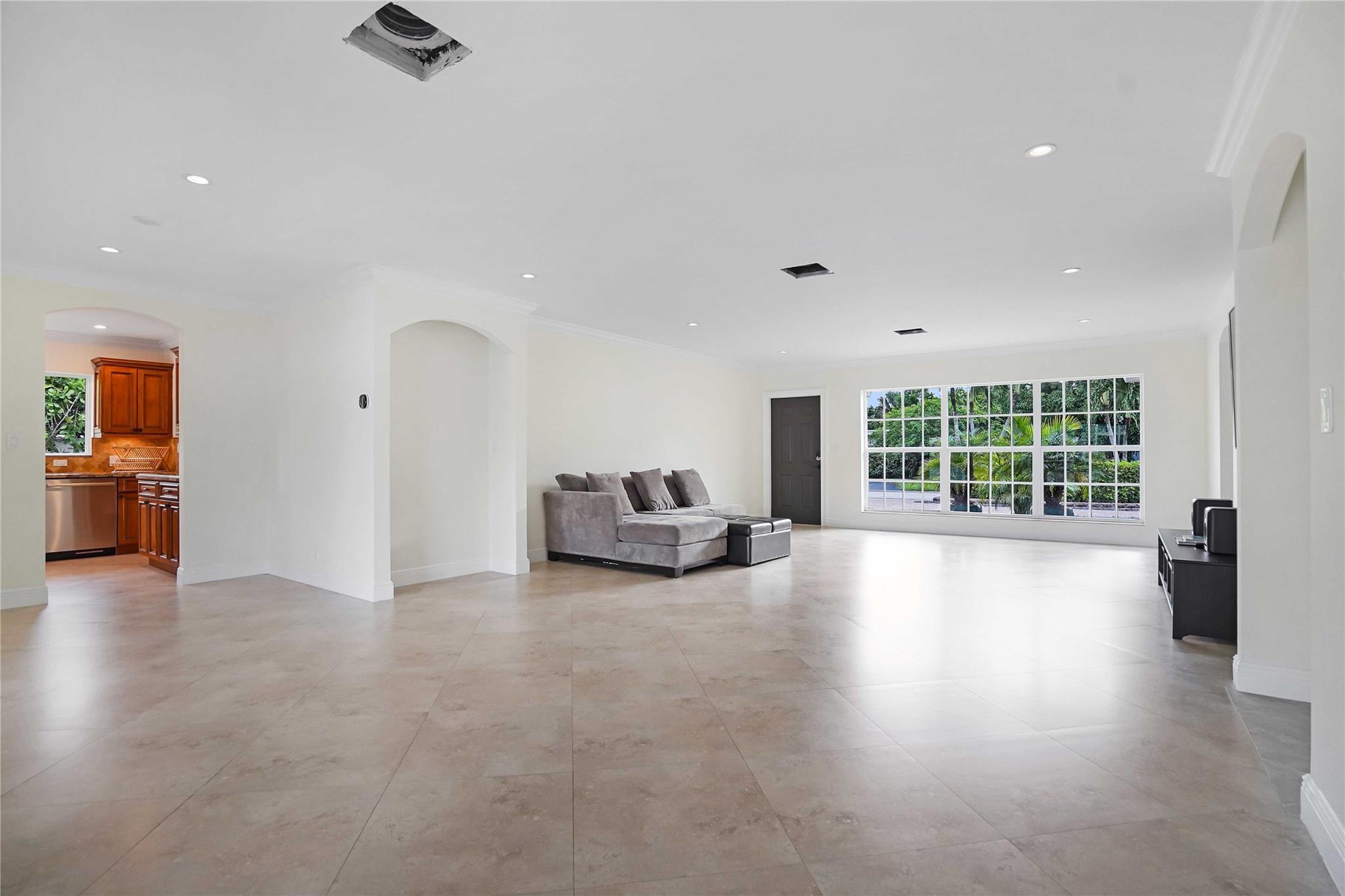 1921 W Terra Mar Dr,Lauderdale By The Sea, FL 33062